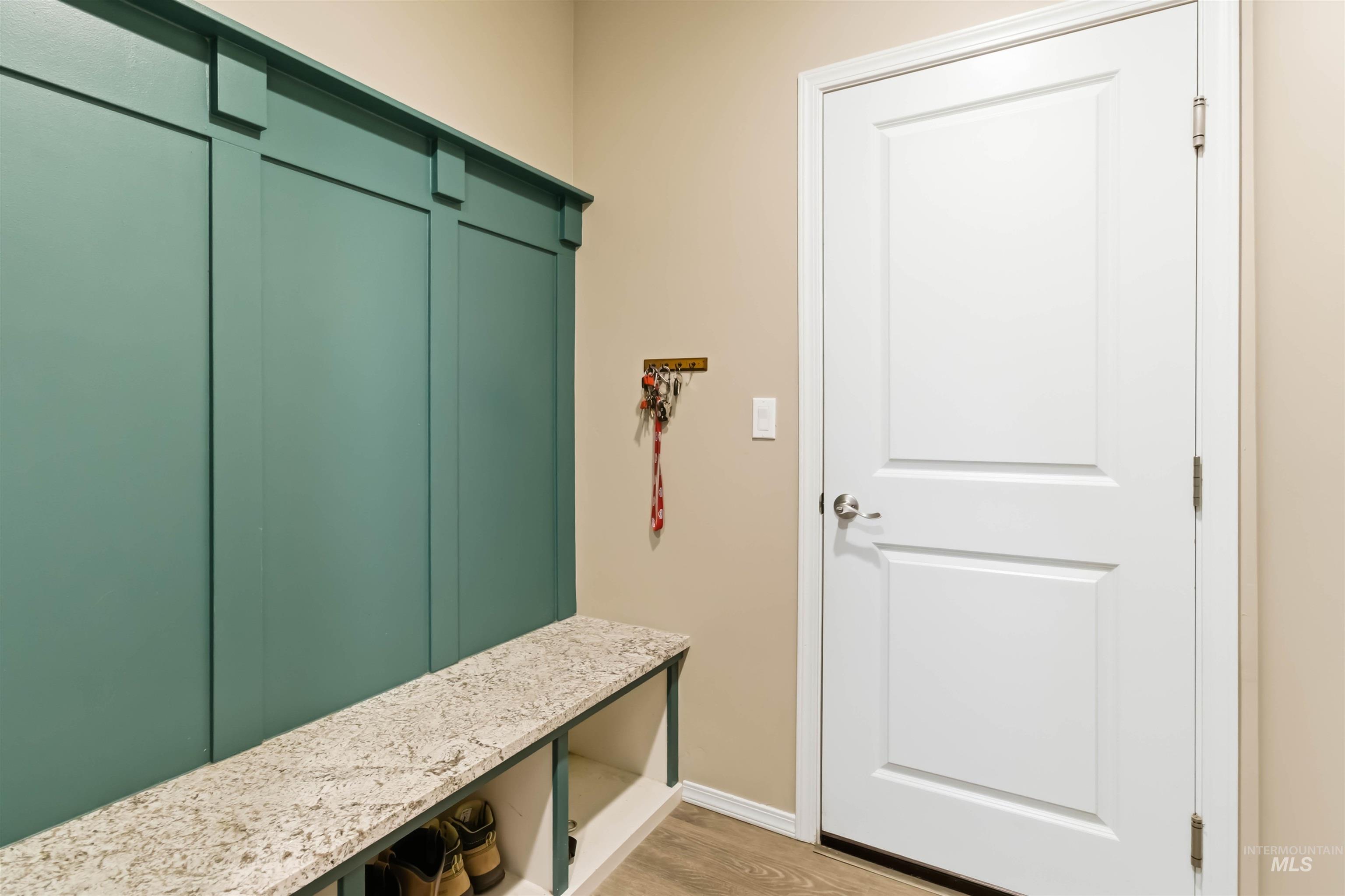 25 River Ridge Court, Horseshoe Bend, Idaho 83629, 4 Bedrooms, 2 Bathrooms, Residential For Sale, Price $799,900,MLS 98975985