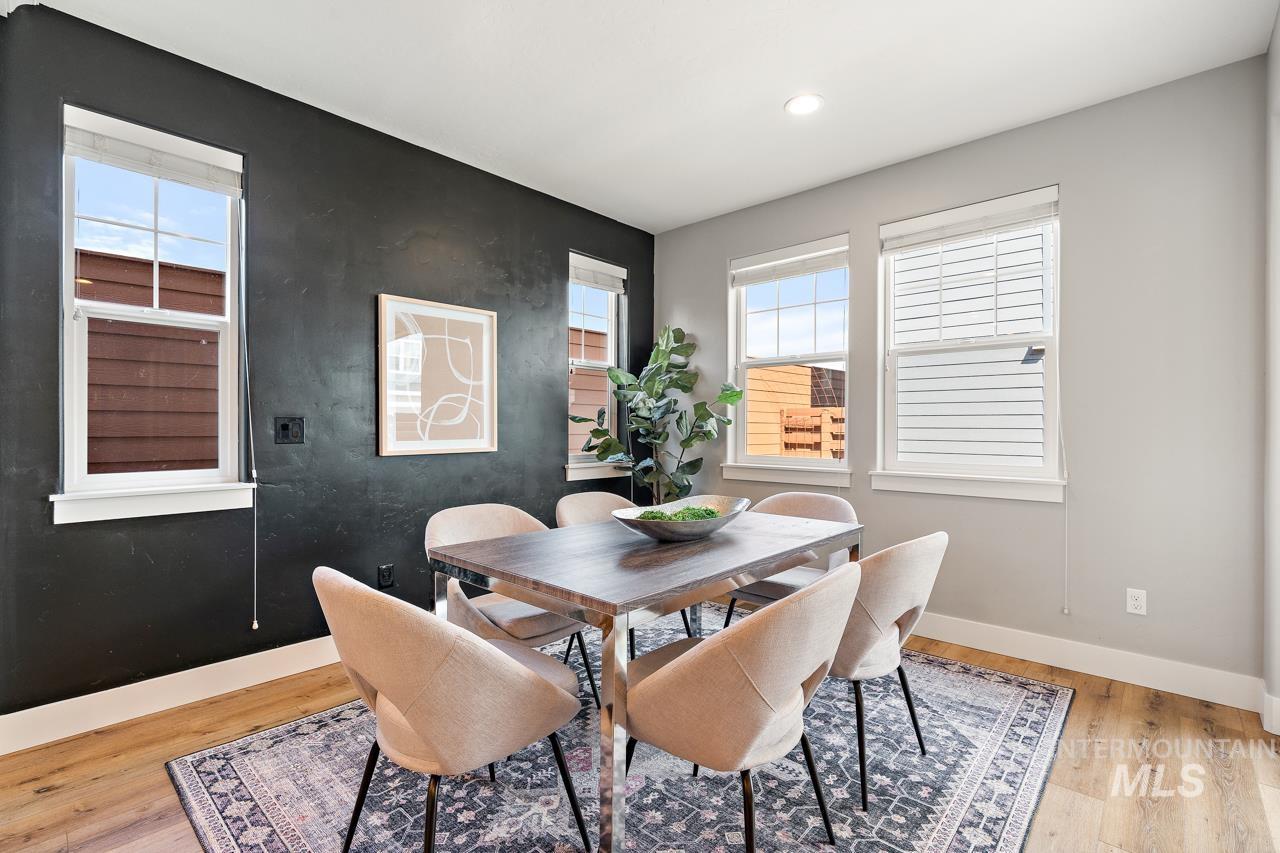 2852 S Shady Lane, Boise, Idaho 83716, 5 Bedrooms, 2.5 Bathrooms, Residential For Sale, Price $800,000,MLS 98975987