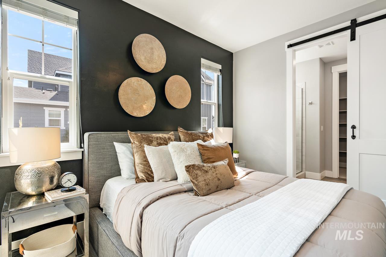 2852 S Shady Lane, Boise, Idaho 83716, 5 Bedrooms, 2.5 Bathrooms, Residential For Sale, Price $800,000,MLS 98975987