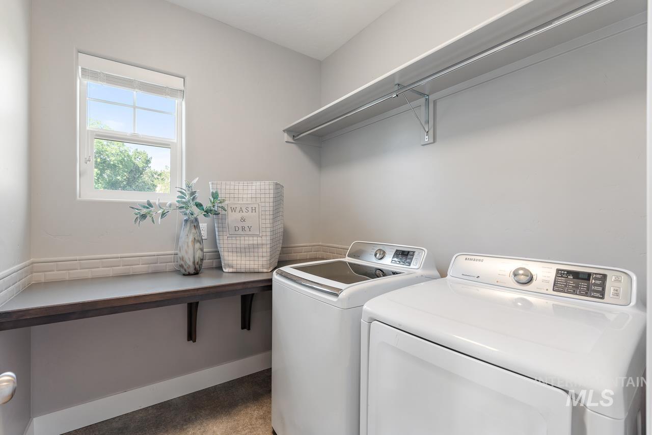 2852 S Shady Lane, Boise, Idaho 83716, 5 Bedrooms, 2.5 Bathrooms, Residential For Sale, Price $800,000,MLS 98975987