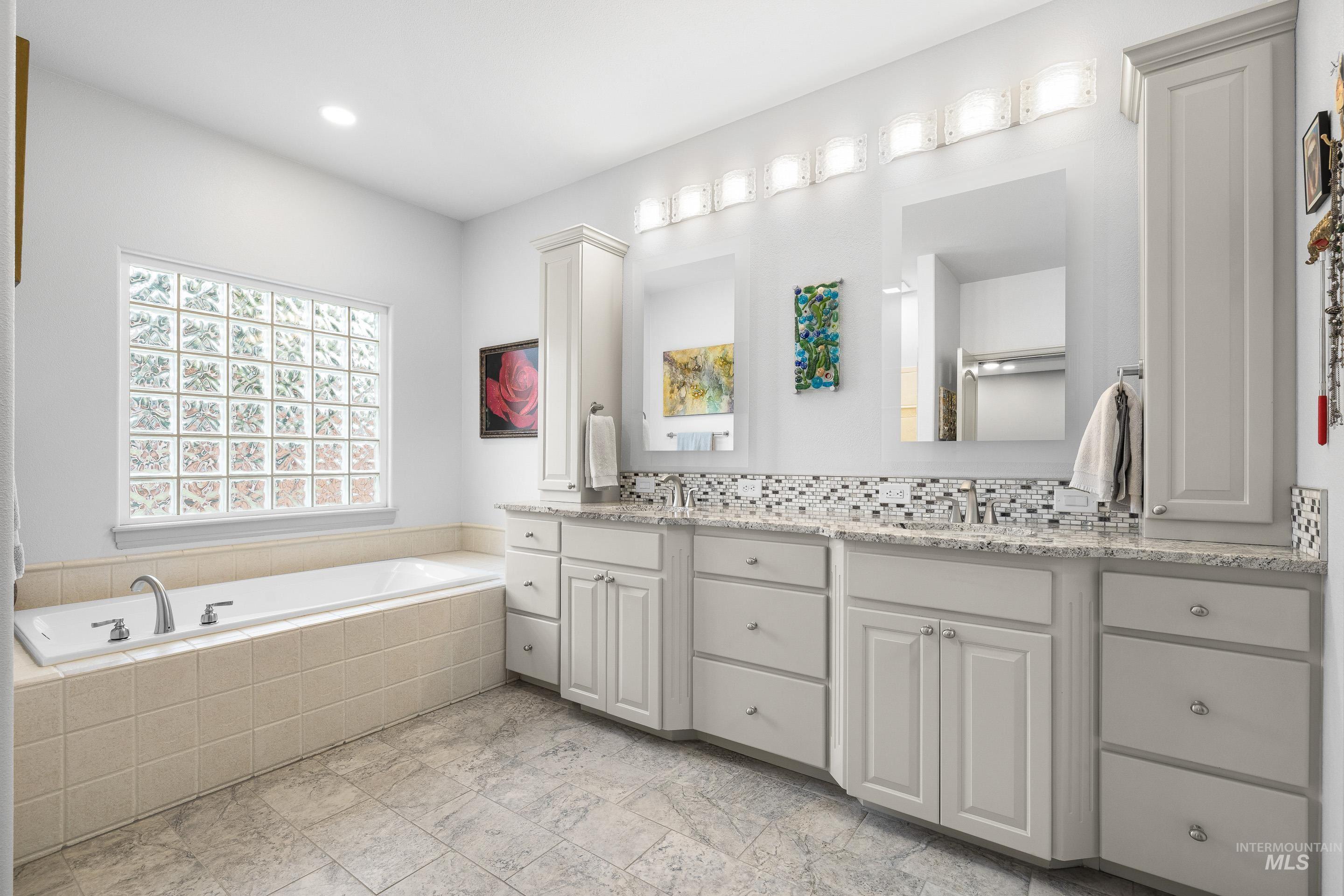 5358 E Softwood Ct, Boise, Idaho 83716, 4 Bedrooms, 3 Bathrooms, Residential For Sale, Price $975,000,MLS 98975989