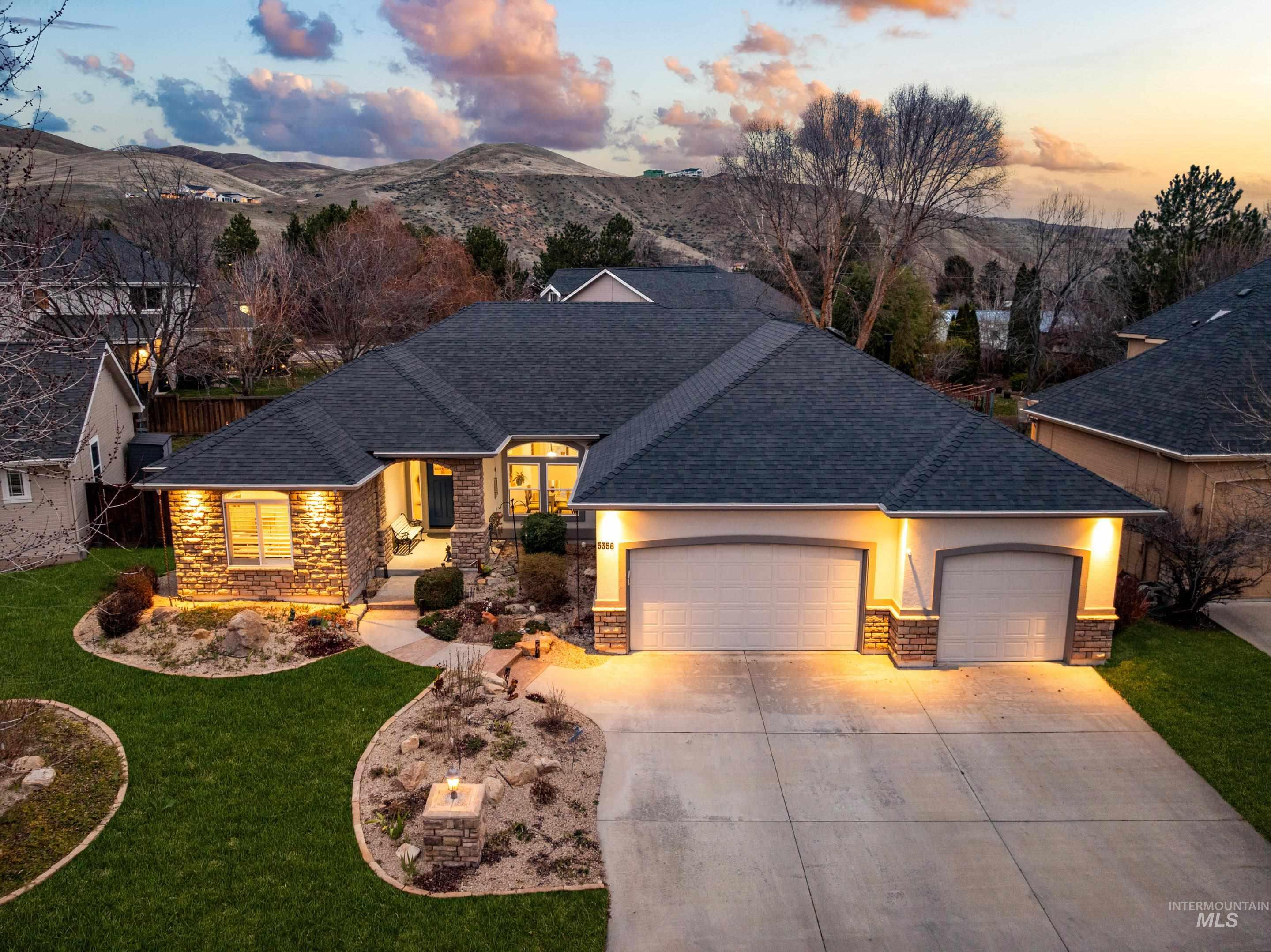 5358 E Softwood Ct, Boise, Idaho 83716, 4 Bedrooms, 3 Bathrooms, Residential For Sale, Price $975,000,MLS 98975989