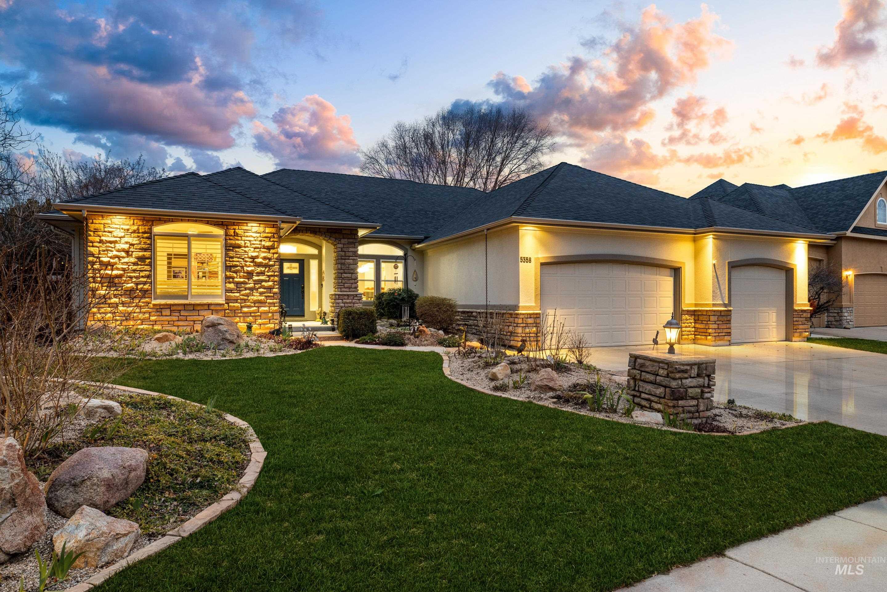 5358 E Softwood Ct, Boise, Idaho 83716, 4 Bedrooms, 3 Bathrooms, Residential For Sale, Price $975,000,MLS 98975989