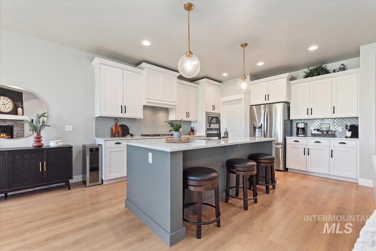 12127 S Aves Place, Nampa, Idaho 83686, 3 Bedrooms, 2 Bathrooms, Residential For Sale, Price $695,000, 98975991