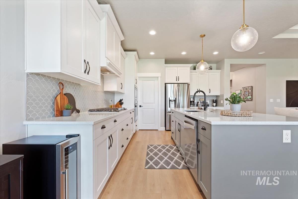 12127 S Aves Place, Nampa, Idaho 83686, 3 Bedrooms, 2 Bathrooms, Residential For Sale, Price $695,000, 98975991