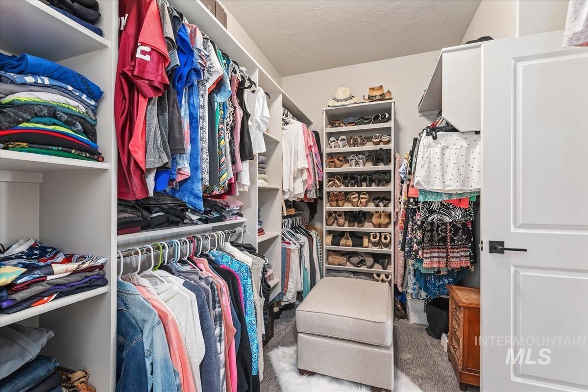 12127 S Aves Place, Nampa, Idaho 83686, 3 Bedrooms, 2 Bathrooms, Residential For Sale, Price $695,000, 98975991