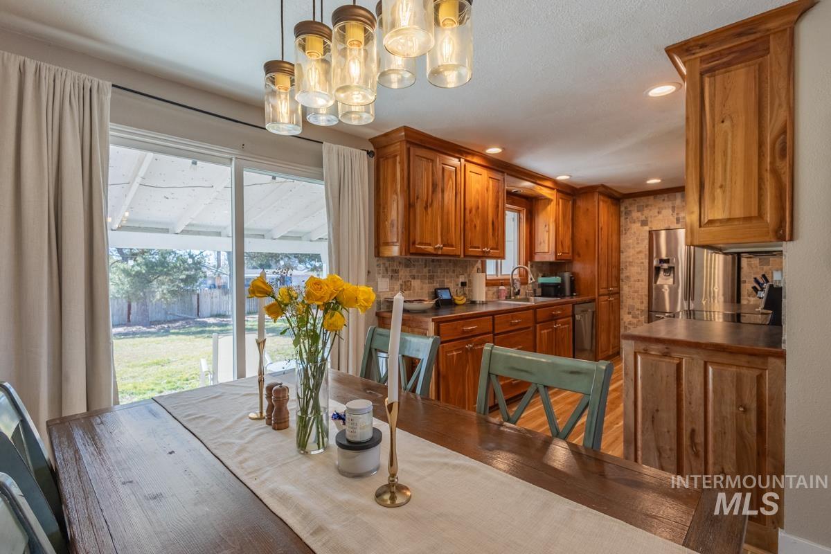 6701 W Kirkwood, Boise, Idaho 83709, 6 Bedrooms, 2 Bathrooms, Residential For Sale, Price $564,900, 98975993