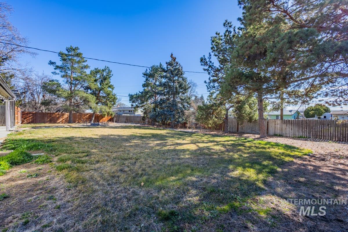 6701 W Kirkwood, Boise, Idaho 83709, 6 Bedrooms, 2 Bathrooms, Residential For Sale, Price $564,900, 98975993