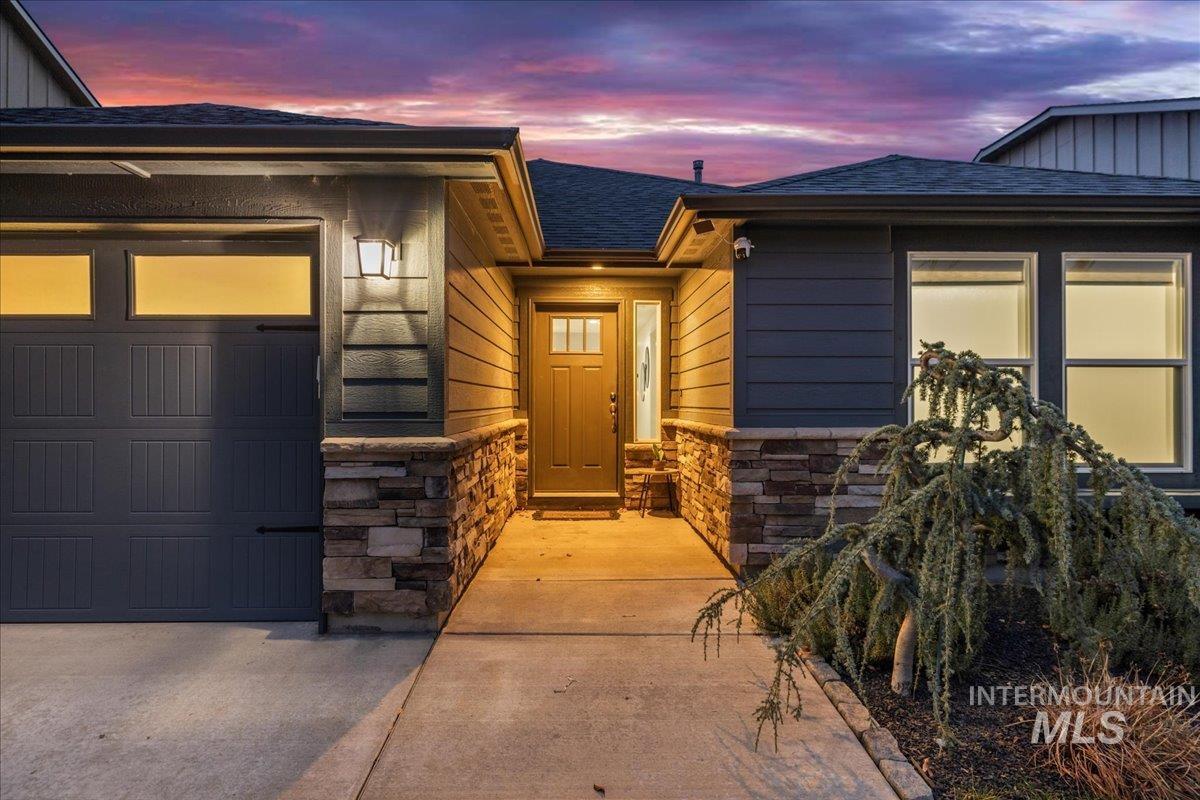 1314 N Highwood Ave, Boise, Idaho 83713, 3 Bedrooms, 2 Bathrooms, Residential For Sale, Price $474,900, 98975994