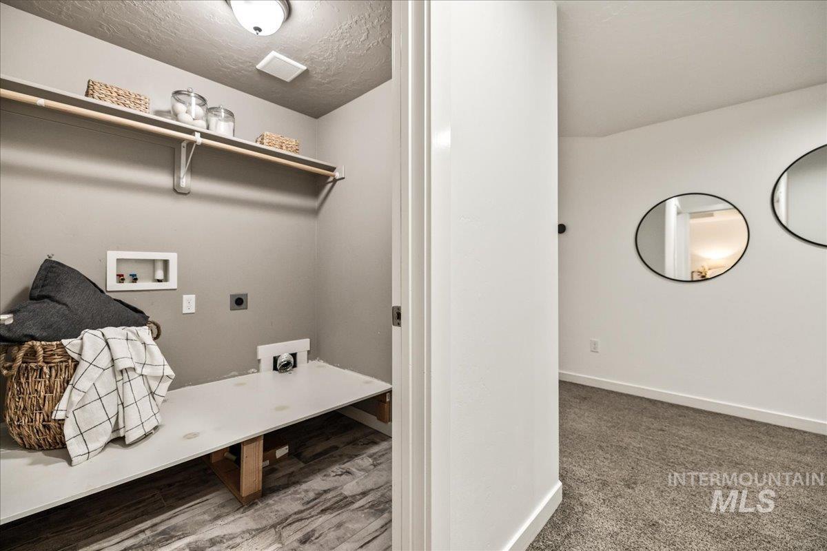 1314 N Highwood Ave, Boise, Idaho 83713, 3 Bedrooms, 2 Bathrooms, Residential For Sale, Price $499,000, 98975994