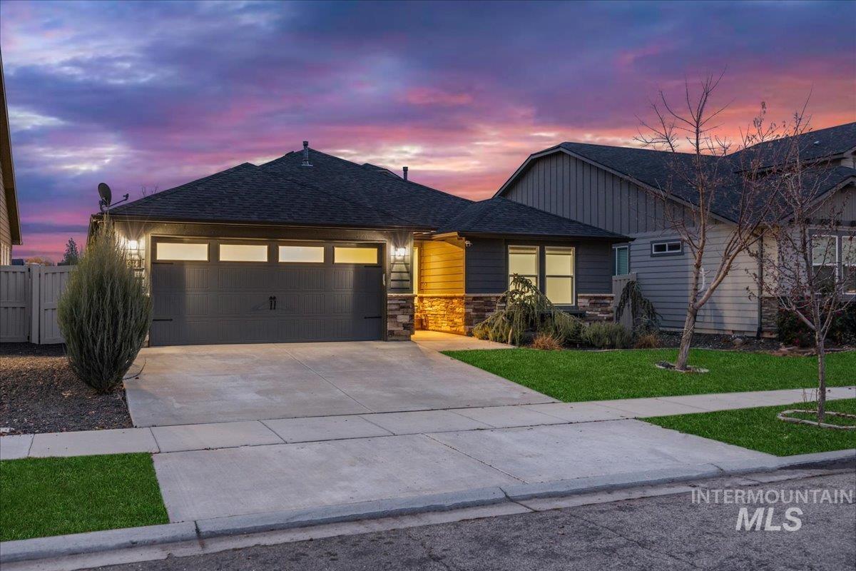 1314 N Highwood Ave, Boise, Idaho 83713, 3 Bedrooms, 2 Bathrooms, Residential For Sale, Price $474,900, 98975994