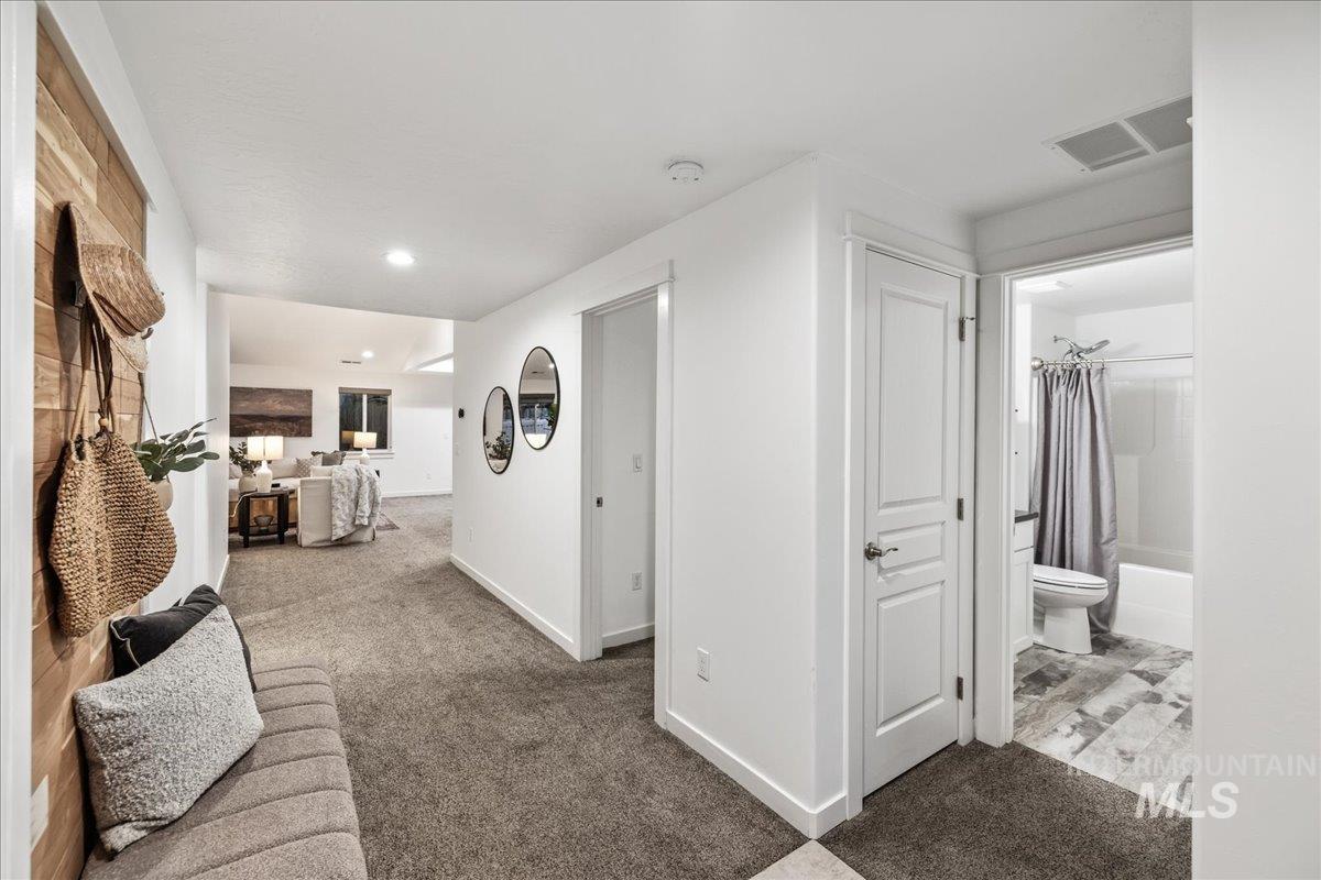 1314 N Highwood Ave, Boise, Idaho 83713, 3 Bedrooms, 2 Bathrooms, Residential For Sale, Price $474,900, 98975994