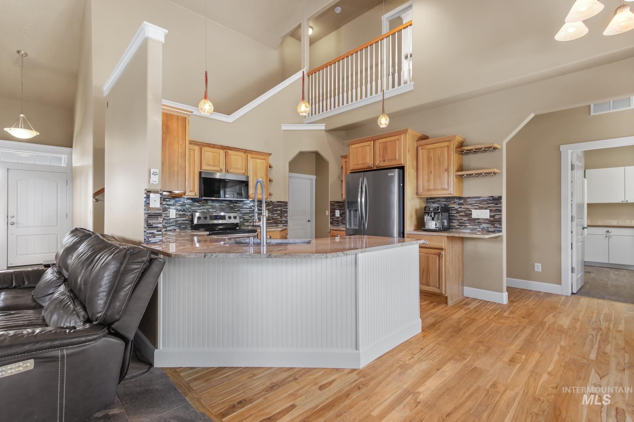 3300 S Stanford Street, Nampa, Idaho 83686, 4 Bedrooms, 3.5 Bathrooms, Residential For Sale, Price $749,500, 98975997