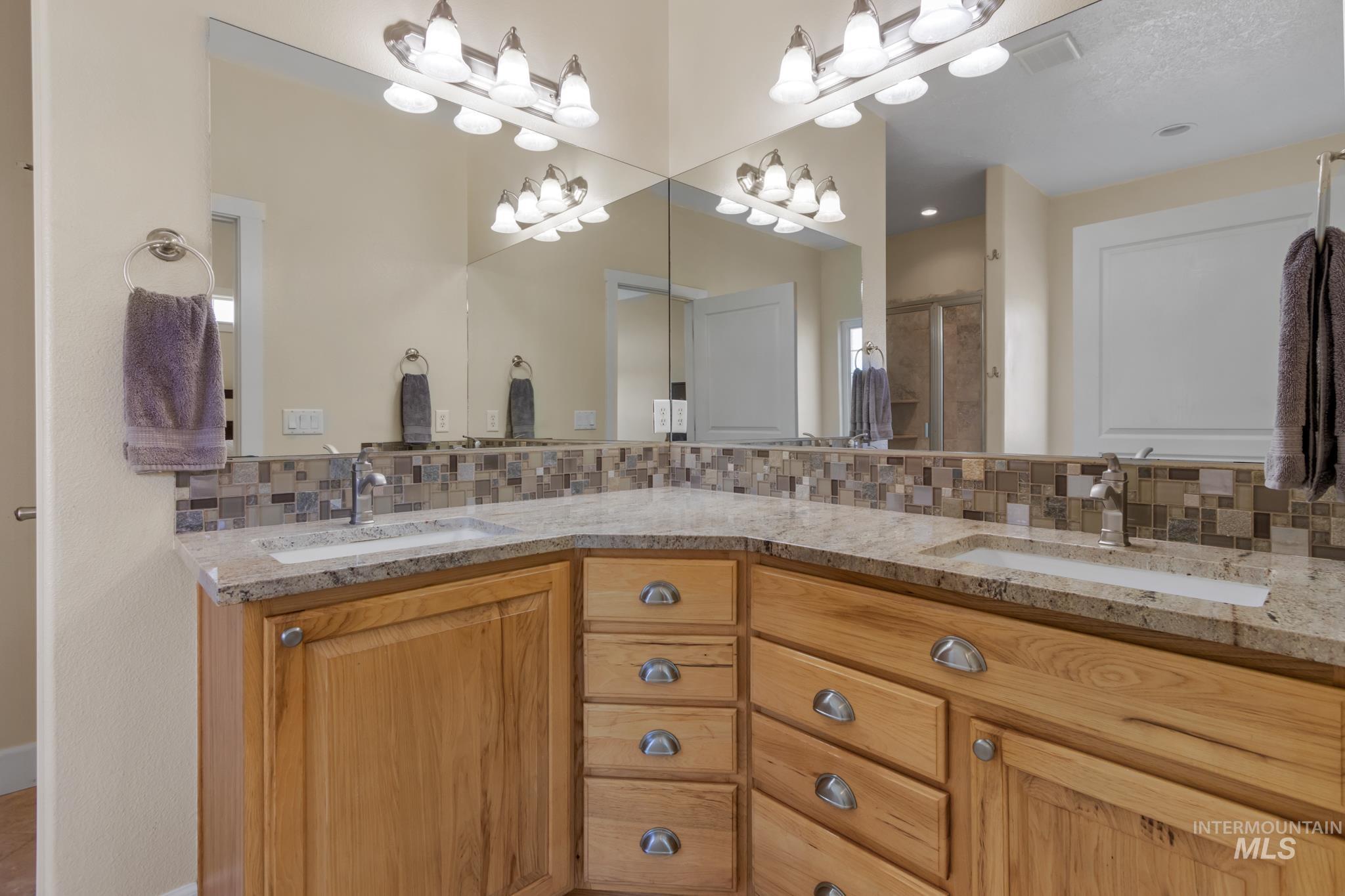 3300 S Stanford Street, Nampa, Idaho 83686, 4 Bedrooms, 3.5 Bathrooms, Residential For Sale, Price $749,500, 98975997