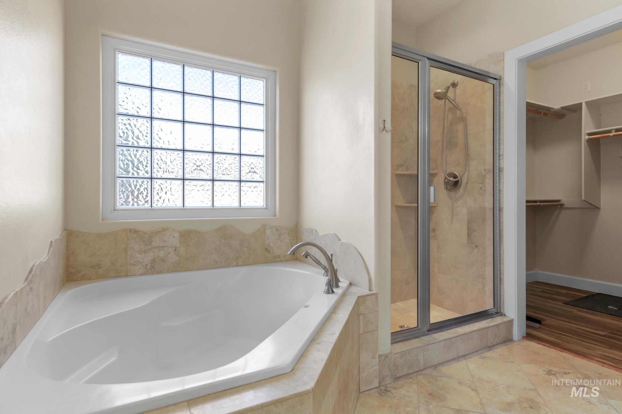 3300 S Stanford Street, Nampa, Idaho 83686, 4 Bedrooms, 3.5 Bathrooms, Residential For Sale, Price $749,500, 98975997