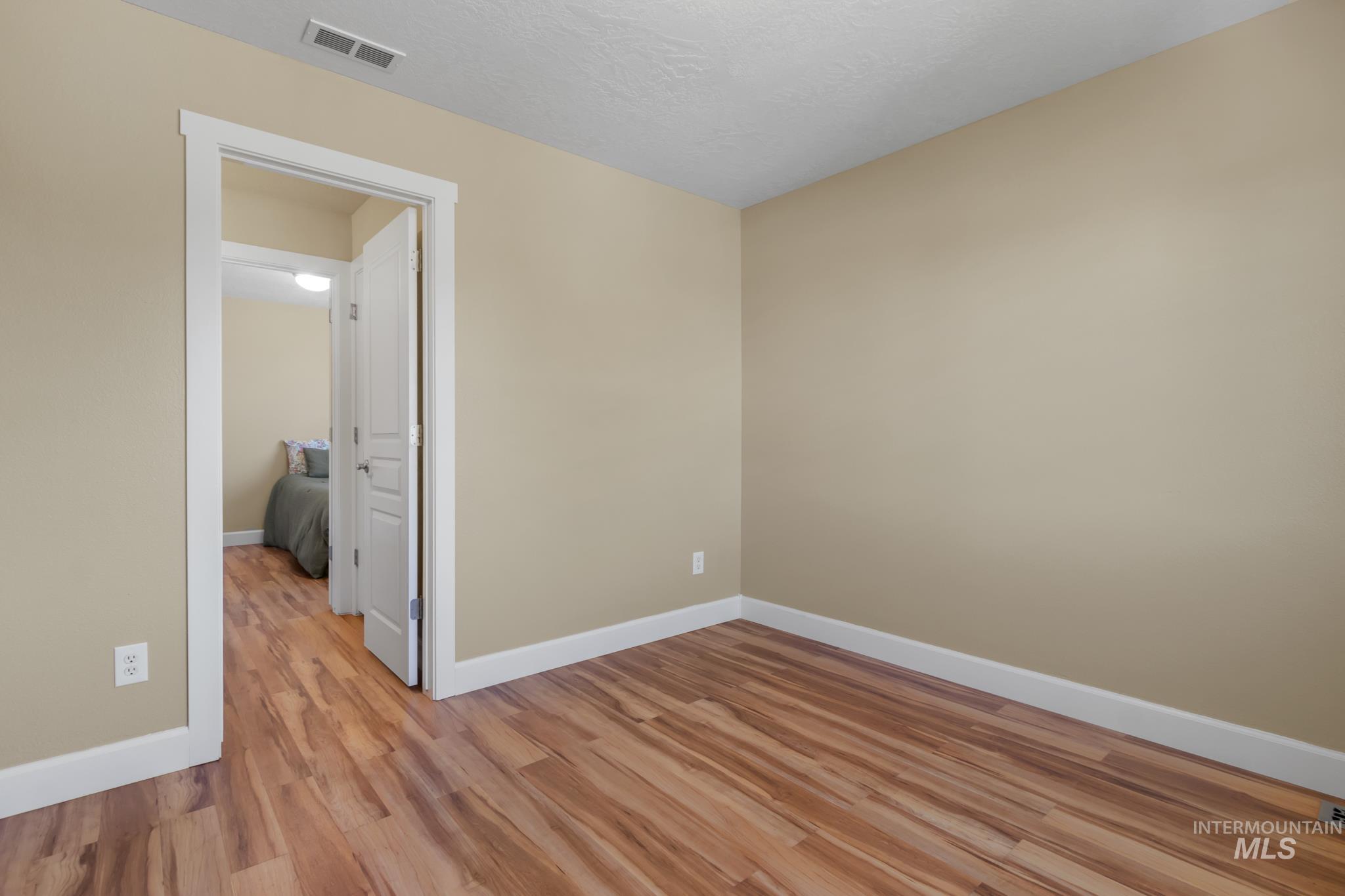 3300 S Stanford Street, Nampa, Idaho 83686, 4 Bedrooms, 3.5 Bathrooms, Residential For Sale, Price $749,500, 98975997