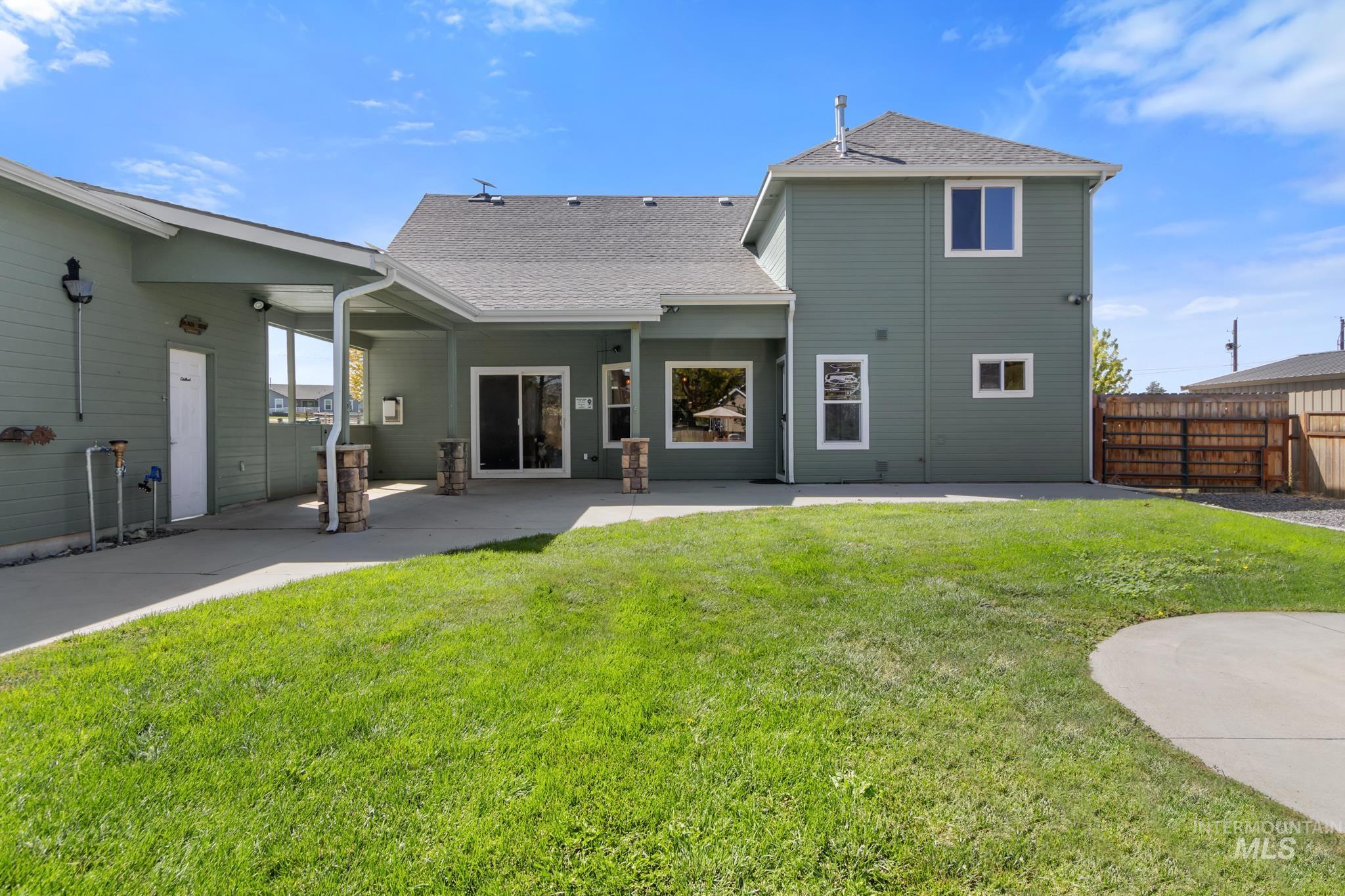 3300 S Stanford Street, Nampa, Idaho 83686, 4 Bedrooms, 3.5 Bathrooms, Residential For Sale, Price $749,500, 98975997