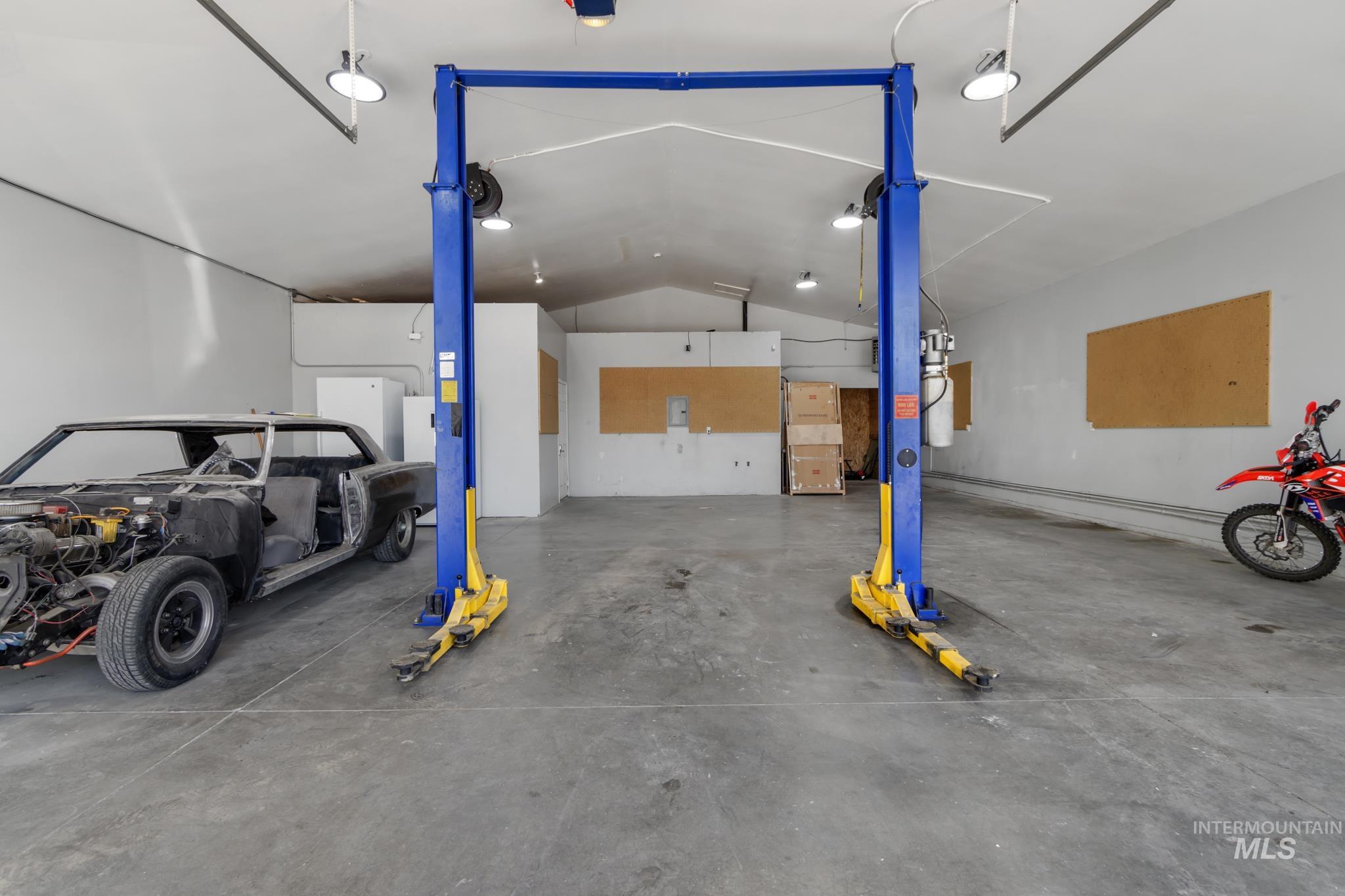 3300 S Stanford Street, Nampa, Idaho 83686, 4 Bedrooms, 3.5 Bathrooms, Residential For Sale, Price $749,500, 98975997