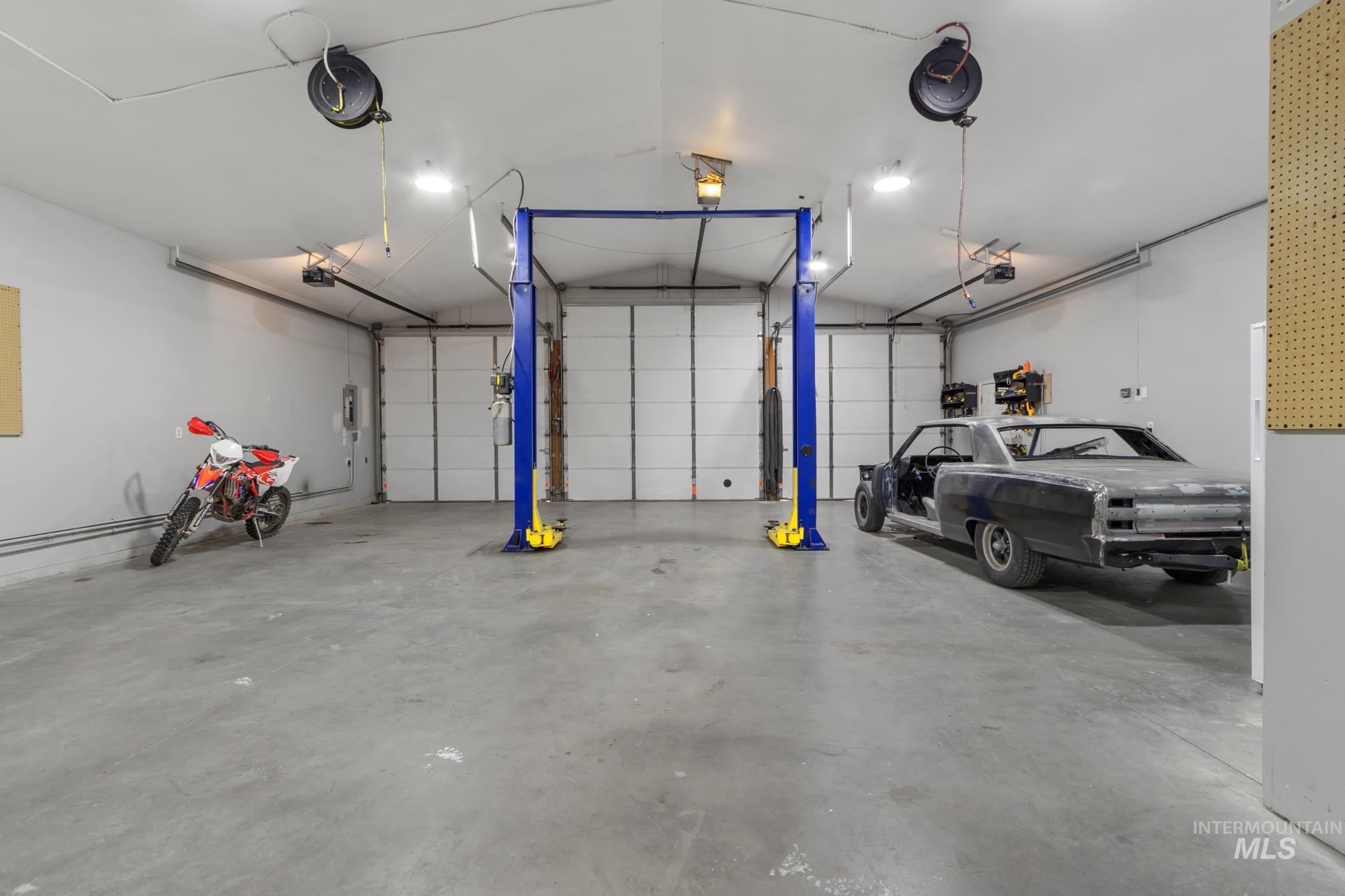 3300 S Stanford Street, Nampa, Idaho 83686, 4 Bedrooms, 3.5 Bathrooms, Residential For Sale, Price $749,500, 98975997