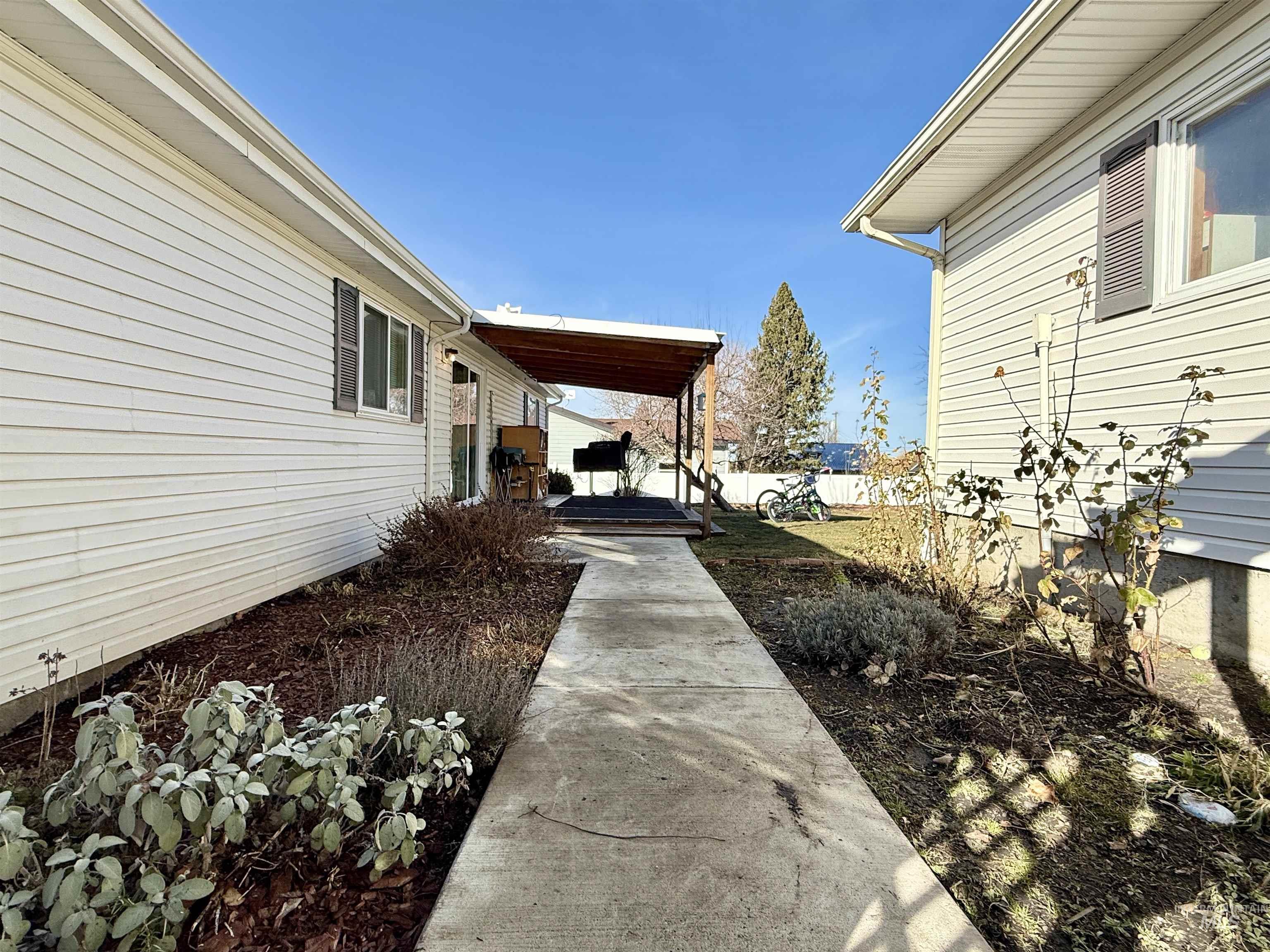 515 S C Street, Grangeville, Idaho 83530, 3 Bedrooms, 2 Bathrooms, Residential For Sale, Price $309,500, 98975998