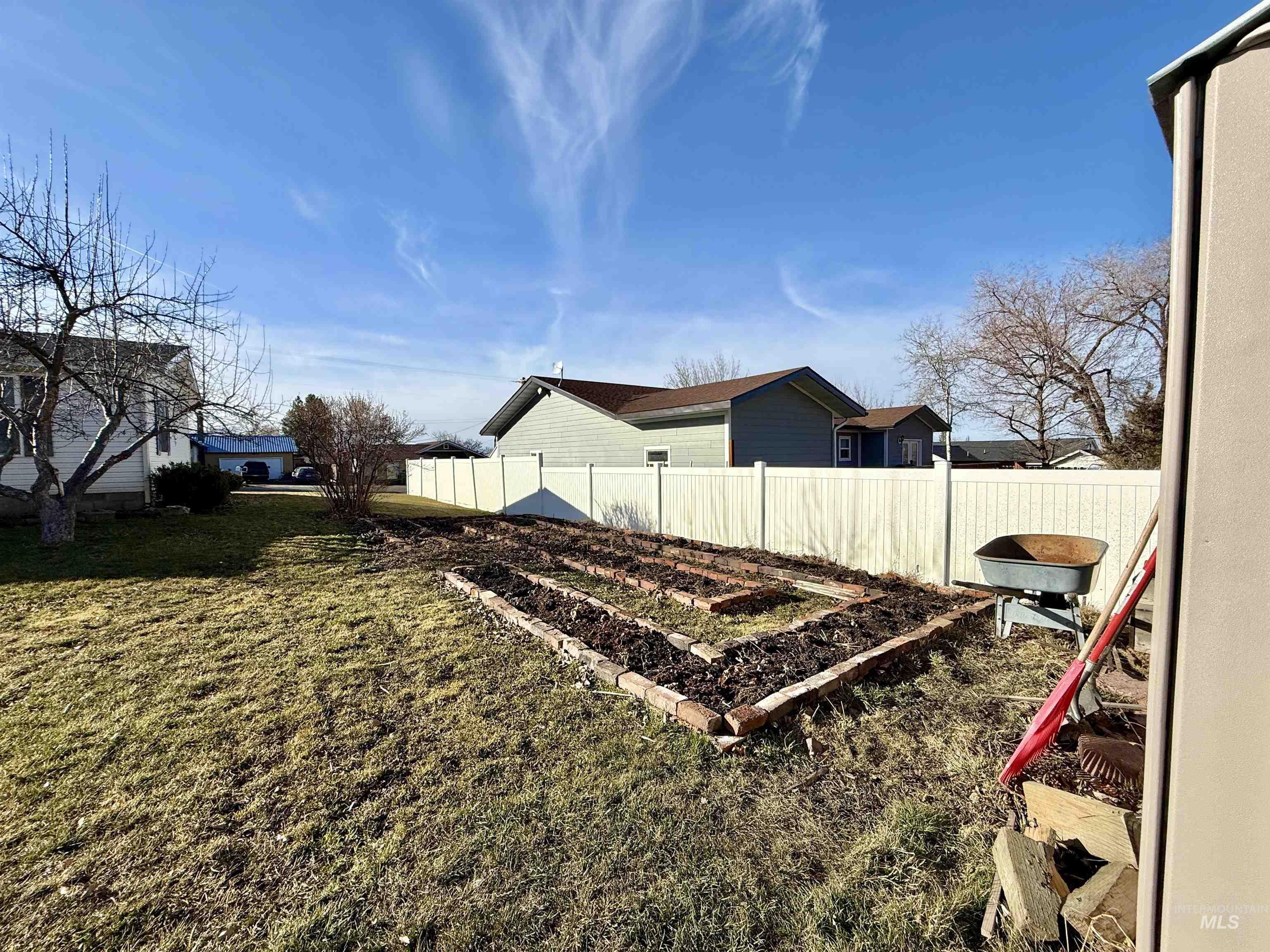 515 S C Street, Grangeville, Idaho 83530, 3 Bedrooms, 2 Bathrooms, Residential For Sale, Price $309,500, 98975998