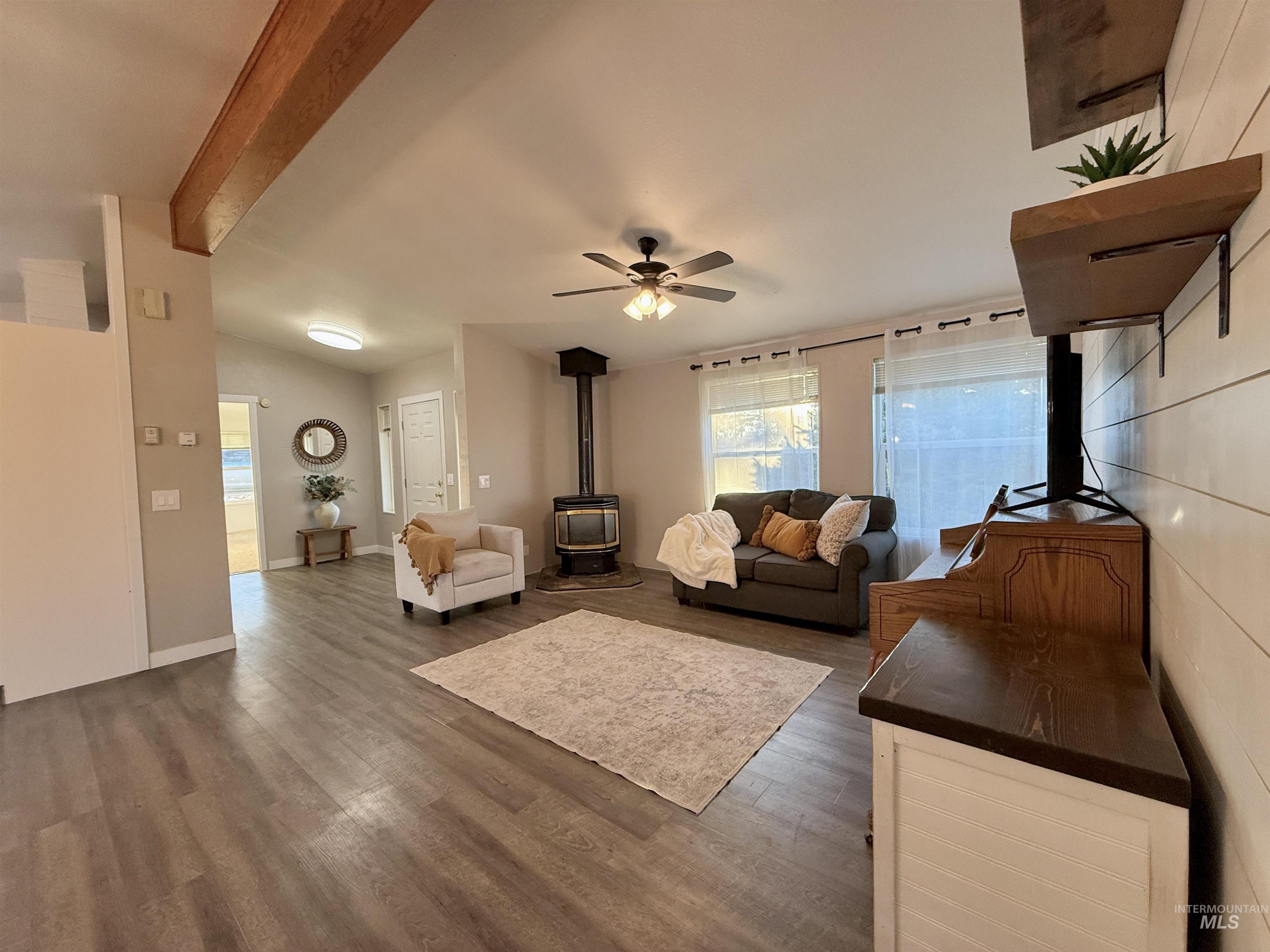 515 S C Street, Grangeville, Idaho 83530, 3 Bedrooms, 2 Bathrooms, Residential For Sale, Price $309,500, 98975998