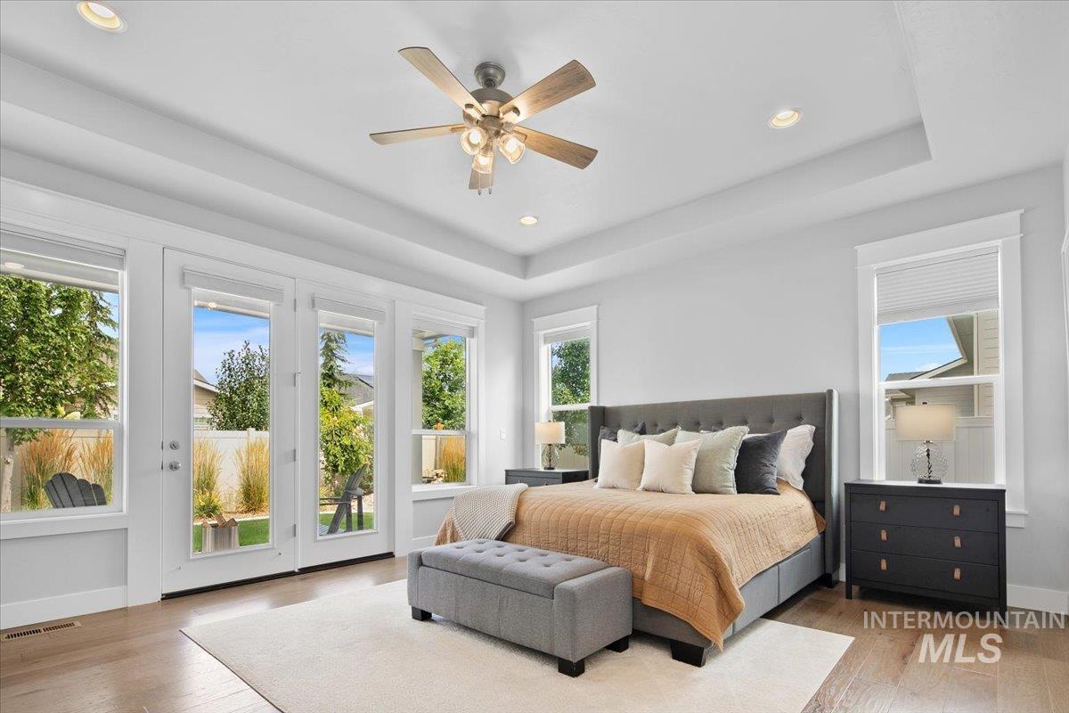 5288 W Maggio Dr, Meridian, Idaho 83646, 5 Bedrooms, 4.5 Bathrooms, Residential For Sale, Price $980,000,MLS 98975999