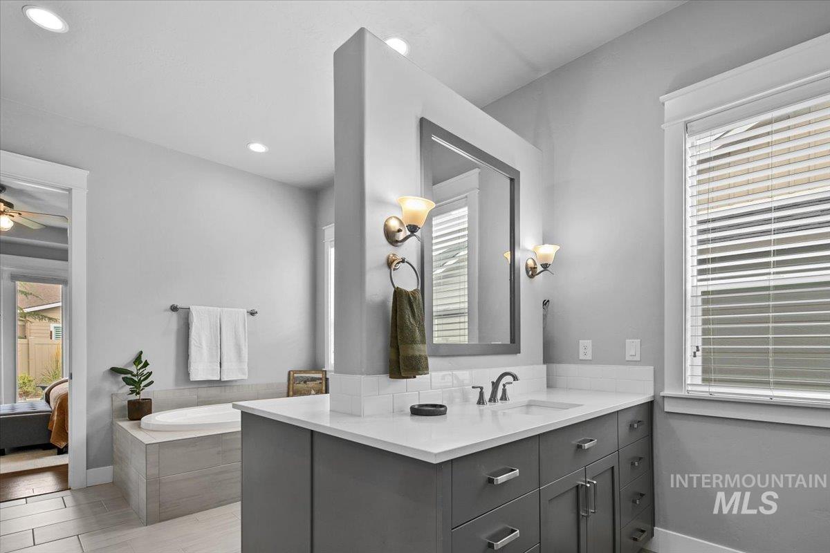 5288 W Maggio Dr, Meridian, Idaho 83646, 5 Bedrooms, 4.5 Bathrooms, Residential For Sale, Price $980,000,MLS 98975999