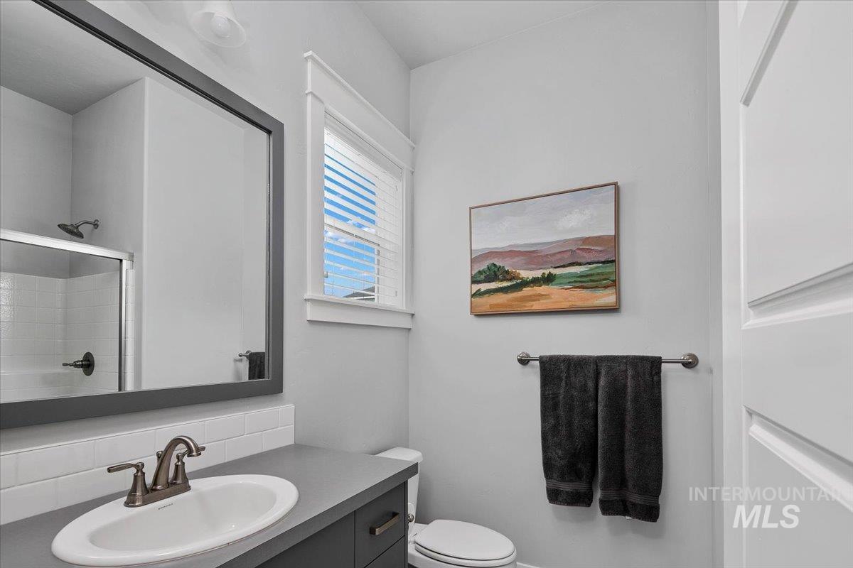 5288 W Maggio Dr, Meridian, Idaho 83646, 5 Bedrooms, 4.5 Bathrooms, Residential For Sale, Price $980,000,MLS 98975999