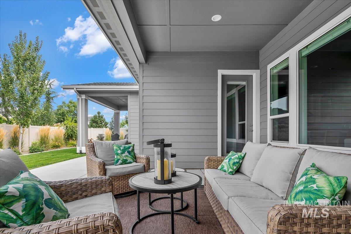 5288 W Maggio Dr, Meridian, Idaho 83646, 5 Bedrooms, 4.5 Bathrooms, Residential For Sale, Price $980,000,MLS 98975999