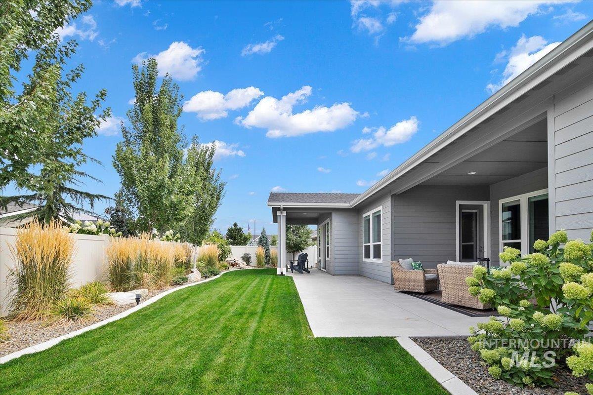 5288 W Maggio Dr, Meridian, Idaho 83646, 5 Bedrooms, 4.5 Bathrooms, Residential For Sale, Price $980,000,MLS 98975999