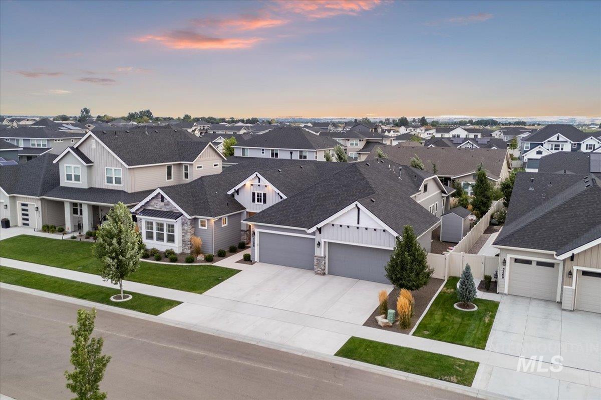 5288 W Maggio Dr, Meridian, Idaho 83646, 5 Bedrooms, 4.5 Bathrooms, Residential For Sale, Price $980,000,MLS 98975999
