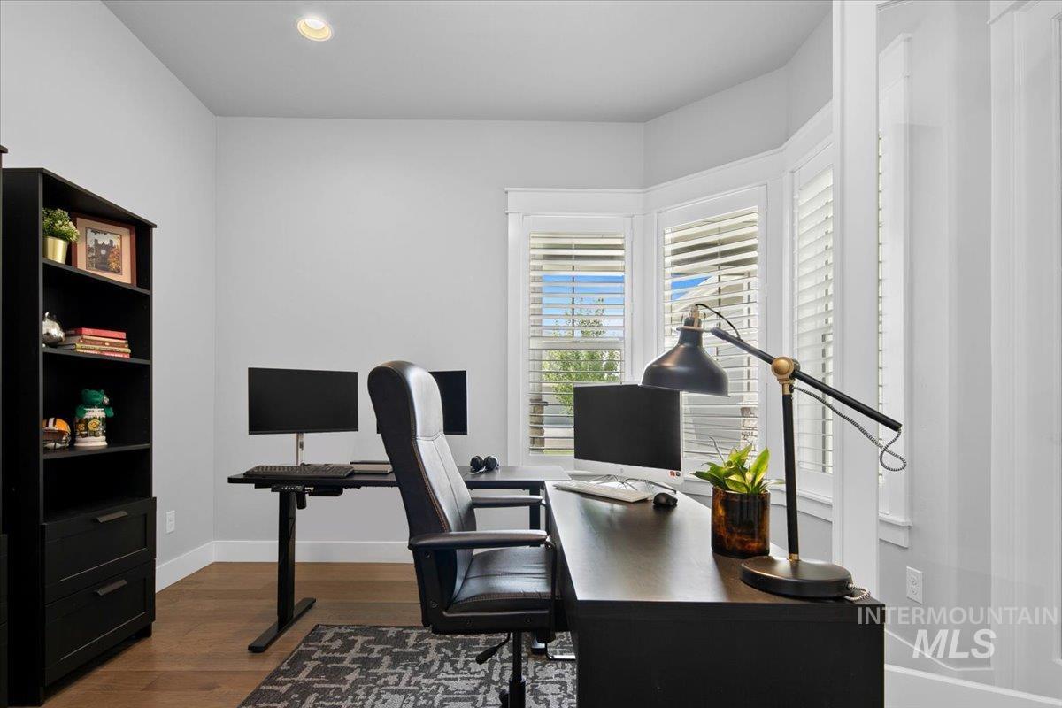 5288 W Maggio Dr, Meridian, Idaho 83646, 5 Bedrooms, 4.5 Bathrooms, Residential For Sale, Price $980,000,MLS 98975999