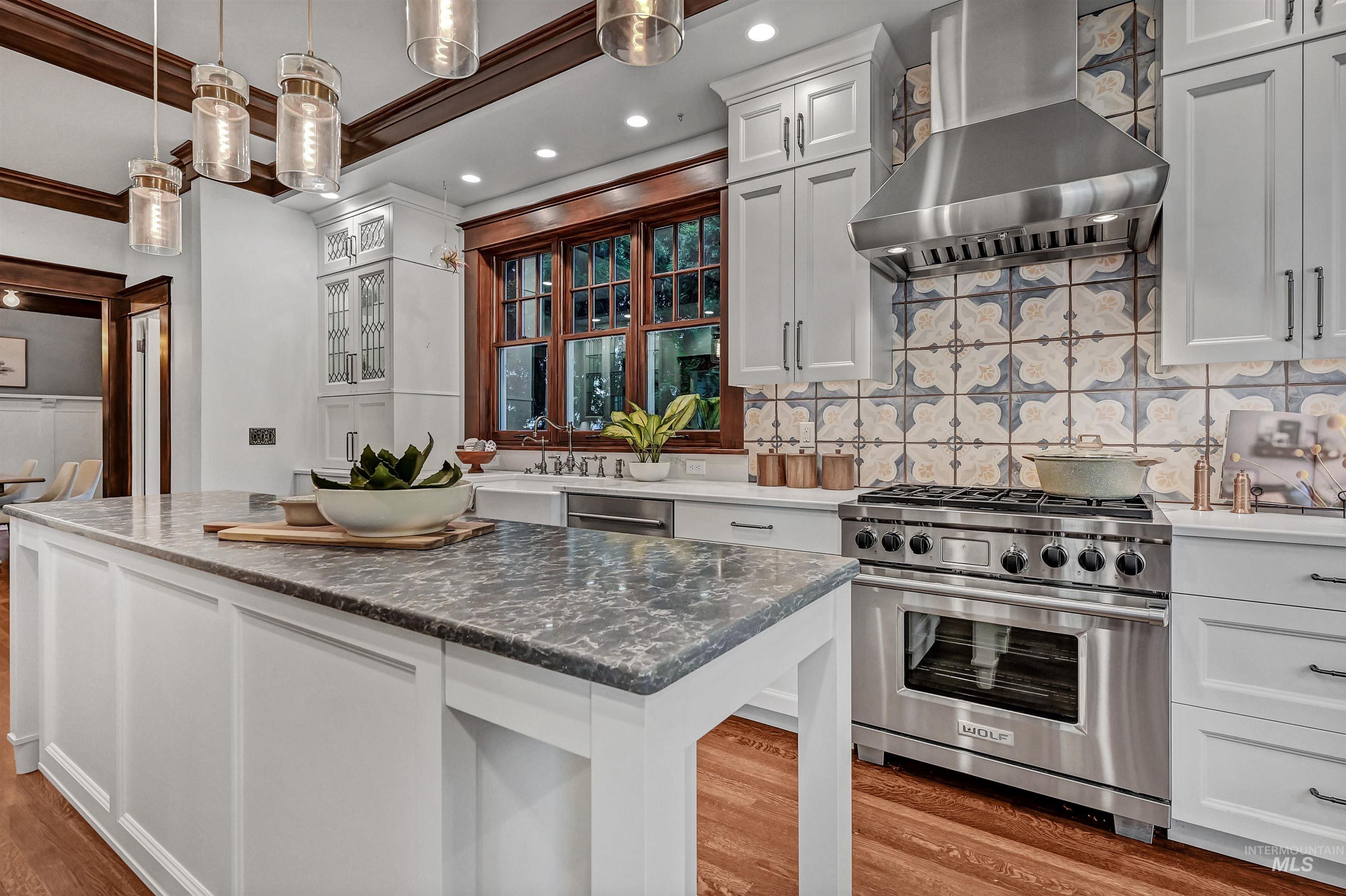 1019 N 9Th St, Boise, Idaho 83702-4232, 4 Bedrooms, 2.5 Bathrooms, Residential For Sale, Price $1,950,000,MLS 98976000