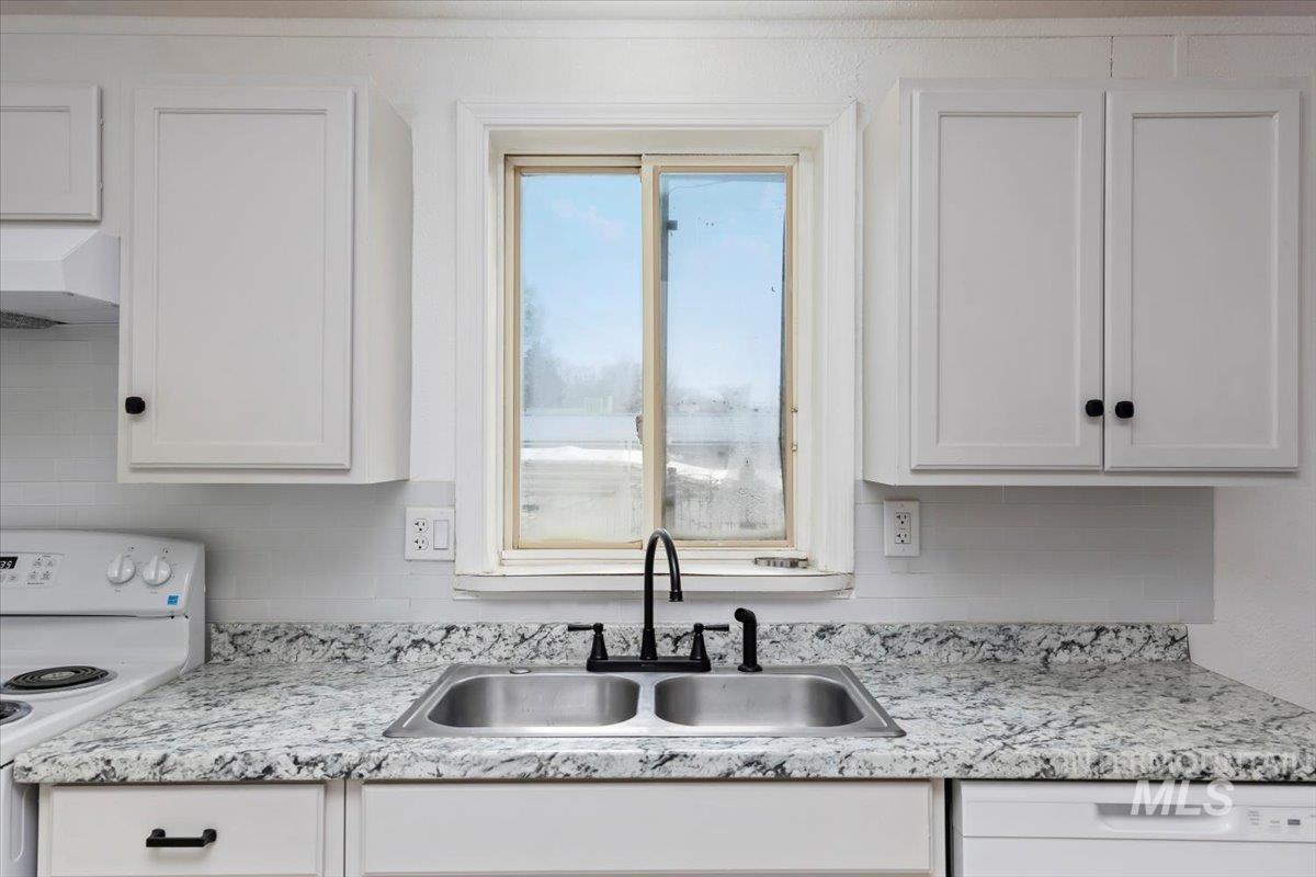 600 S Date st, Jerome, Idaho 83338, 3 Bedrooms, 2 Bathrooms, Residential For Sale, Price $329,900, 98976002