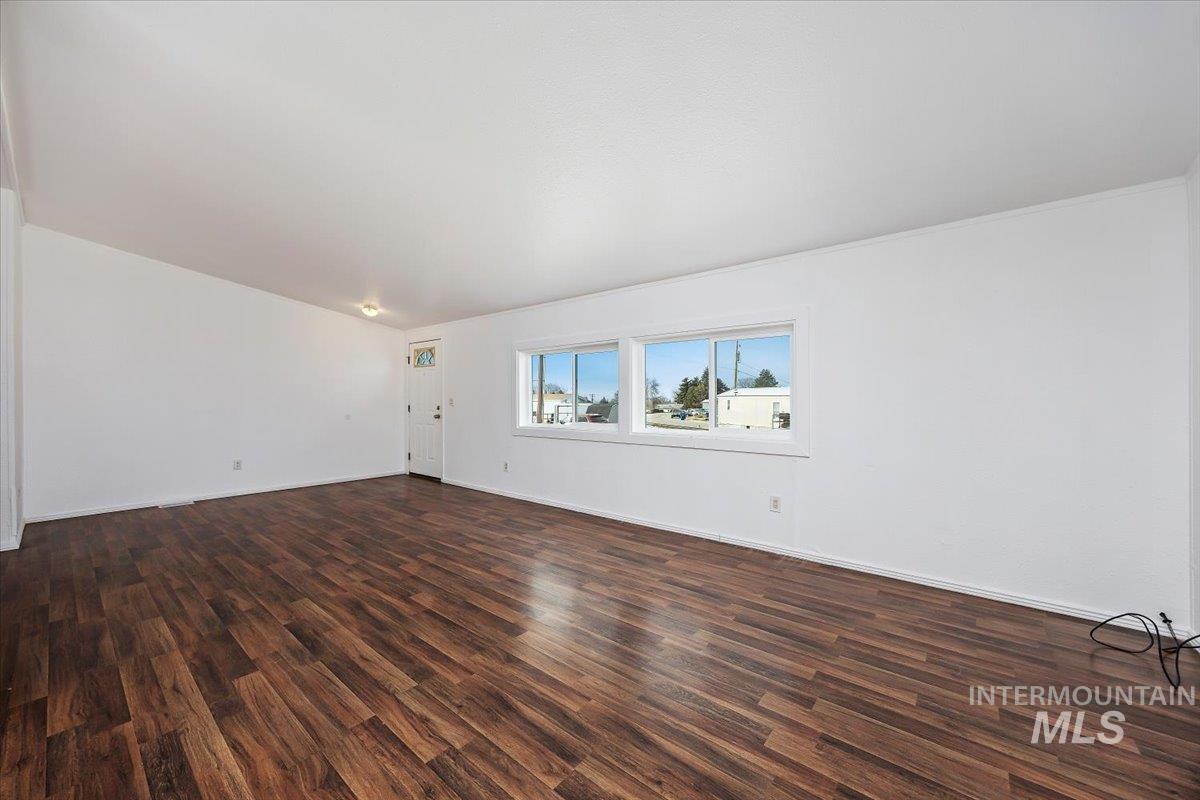 600 S Date st, Jerome, Idaho 83338, 3 Bedrooms, 2 Bathrooms, Residential For Sale, Price $329,900, 98976002