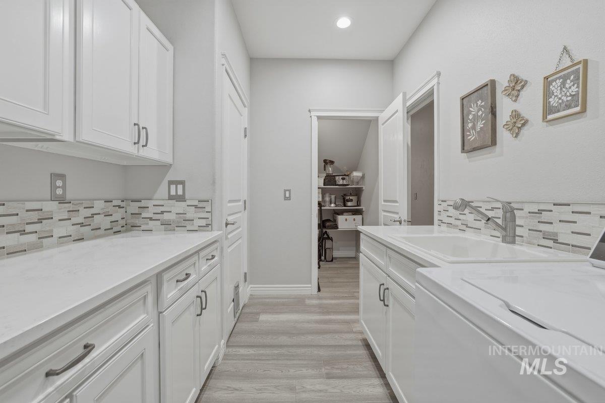 2278 N Waggle Place, Meridian, Idaho 83642, 3 Bedrooms, 3 Bathrooms, Residential For Sale, Price $739,900, 98976003