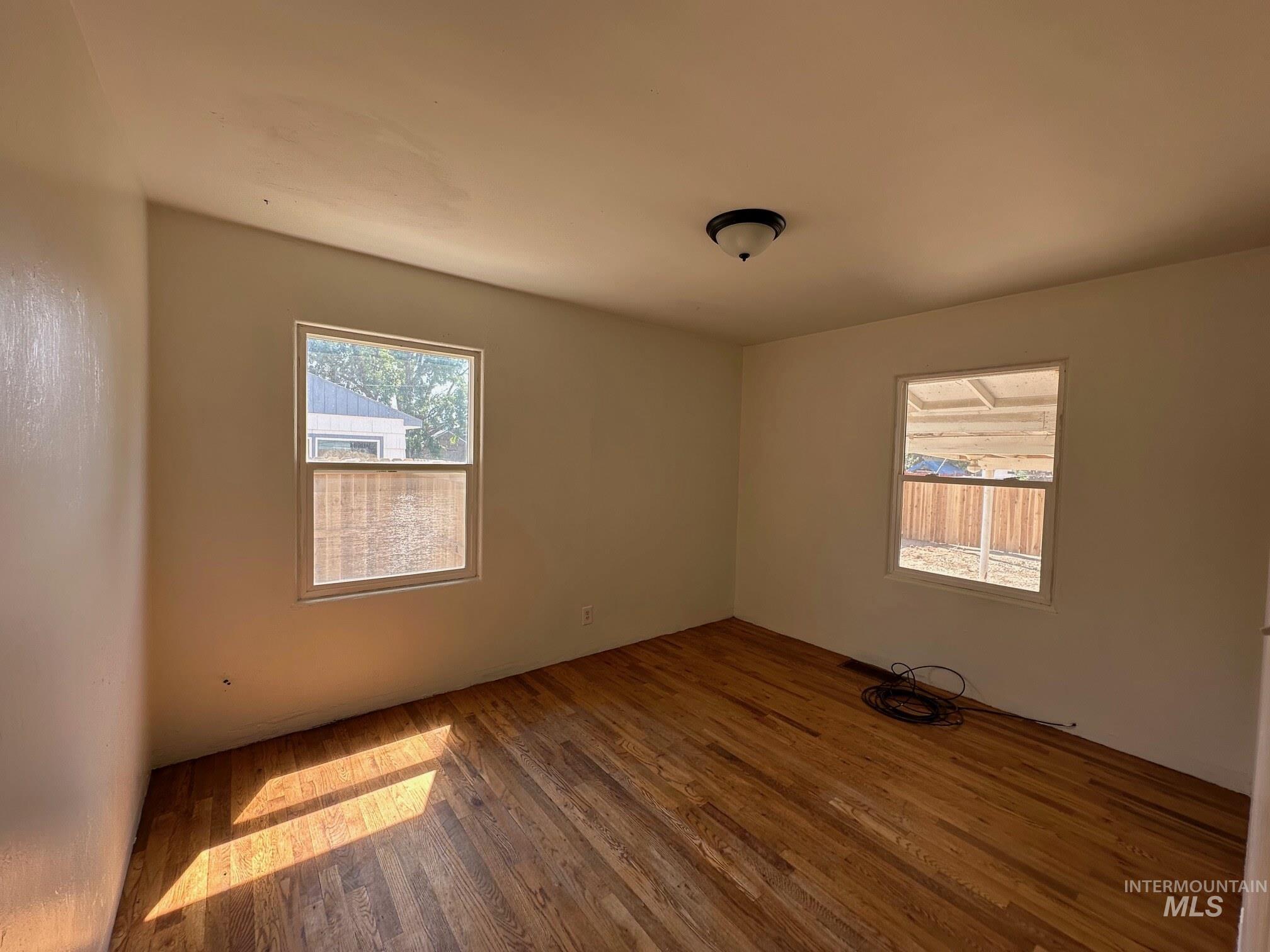 264 SW 10th Ave, Ontario, Idaho 97914, 3 Bedrooms, 2 Bathrooms, Residential For Sale, Price $259,900, 98976006