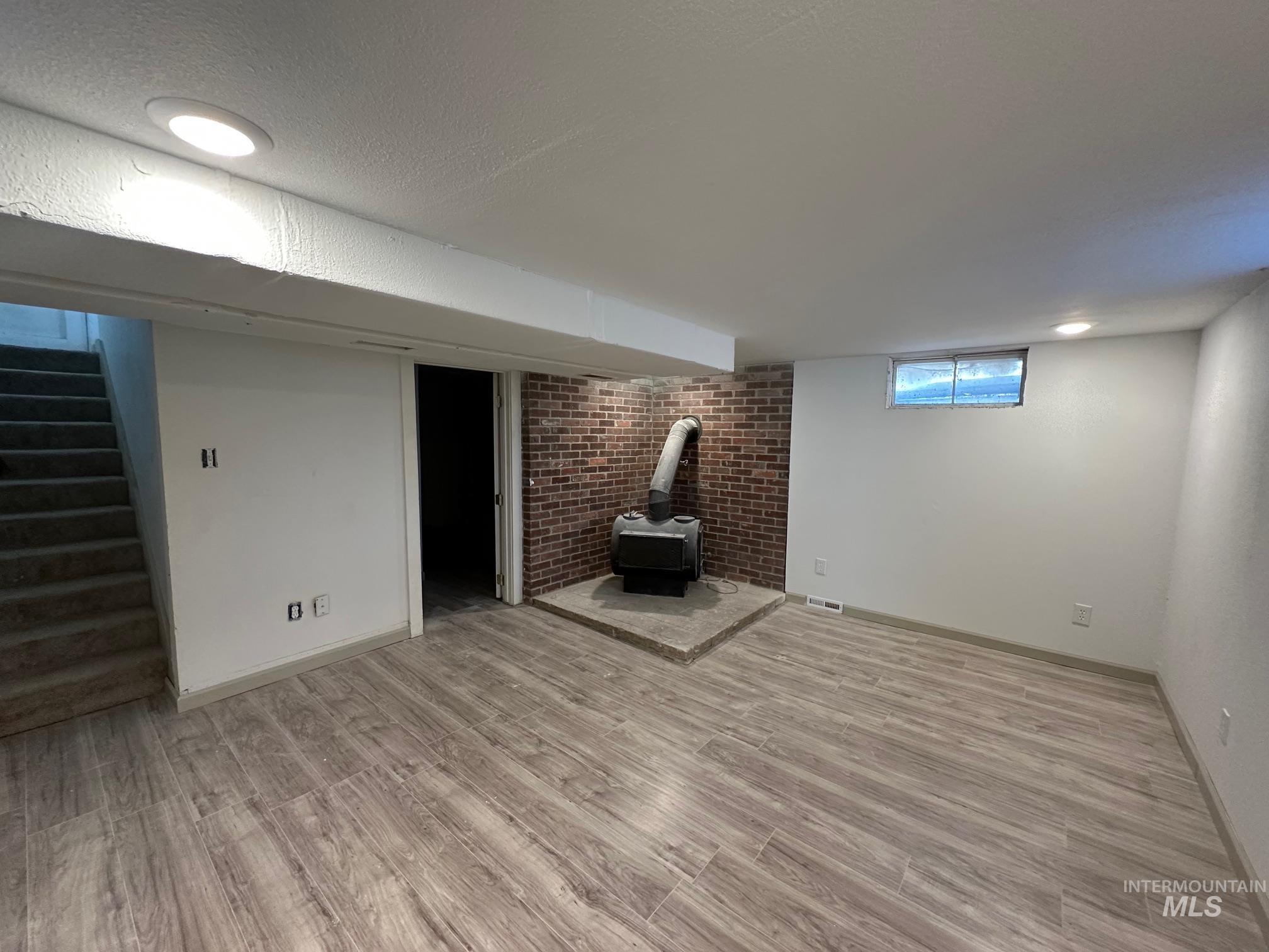 264 SW 10th Ave, Ontario, Idaho 97914, 3 Bedrooms, 2 Bathrooms, Residential For Sale, Price $259,900, 98976006