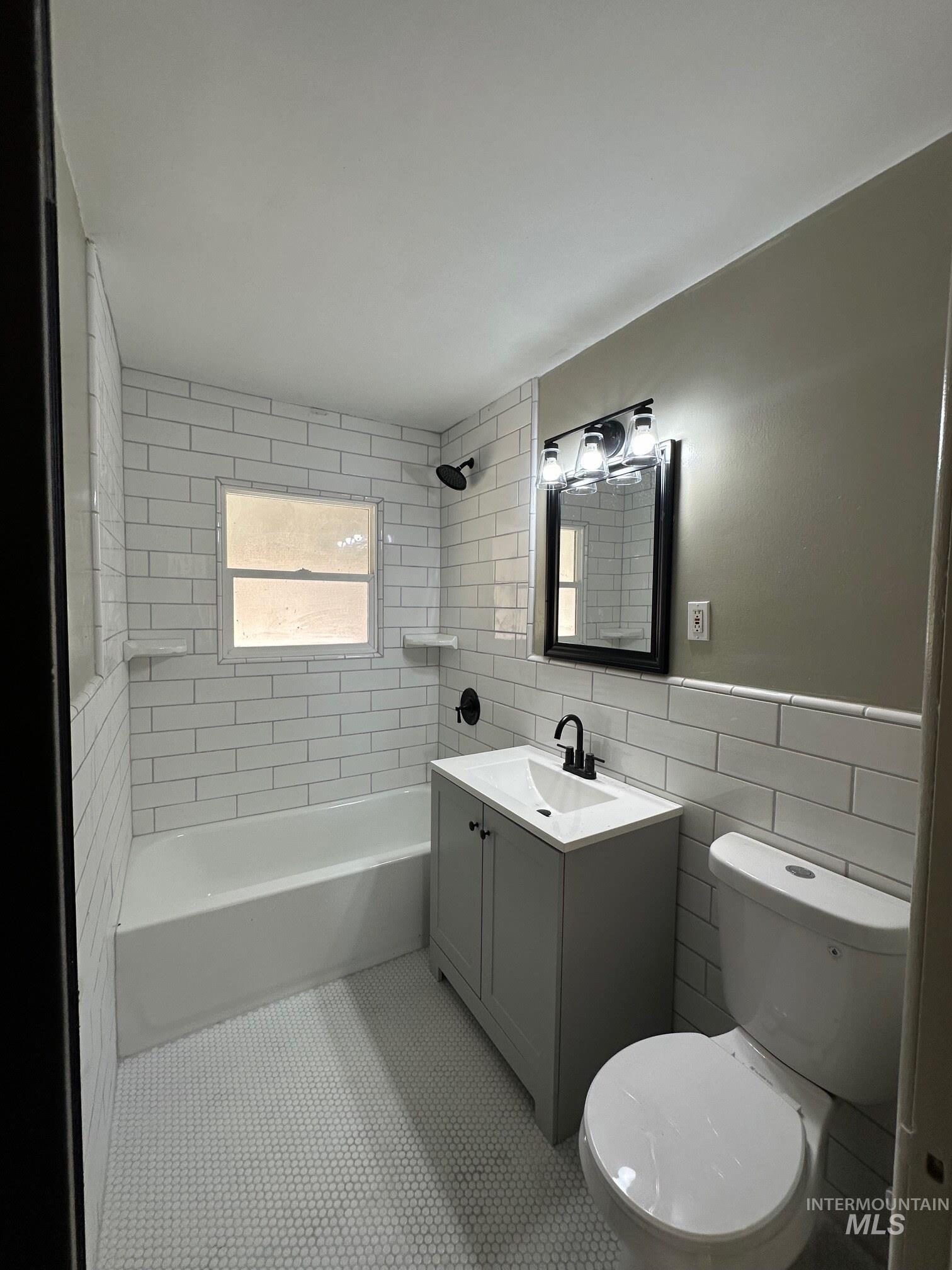 264 SW 10th Ave, Ontario, Idaho 97914, 3 Bedrooms, 2 Bathrooms, Residential For Sale, Price $259,900, 98976006