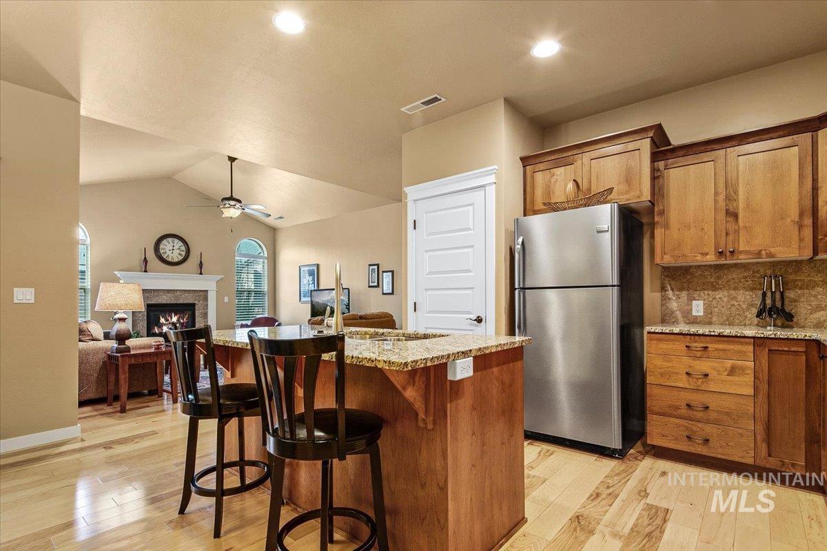 2986 N Cloverdale Rd., Boise, Idaho 83713, 2 Bedrooms, 2 Bathrooms, Residential For Sale, Price $445,000, 98976007