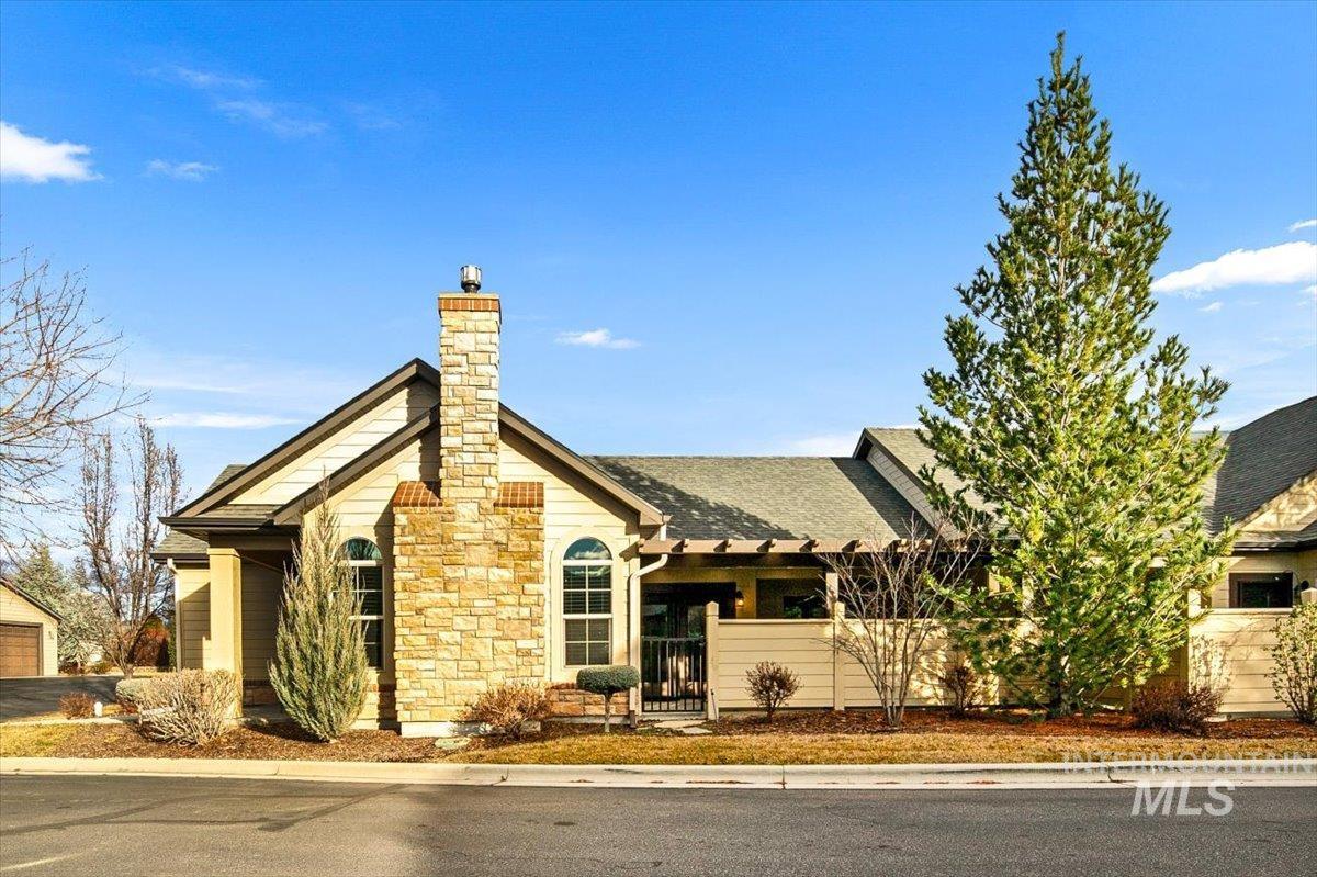 2986 N Cloverdale Rd., Boise, Idaho 83713, 2 Bedrooms, 2 Bathrooms, Residential For Sale, Price $445,000, 98976007