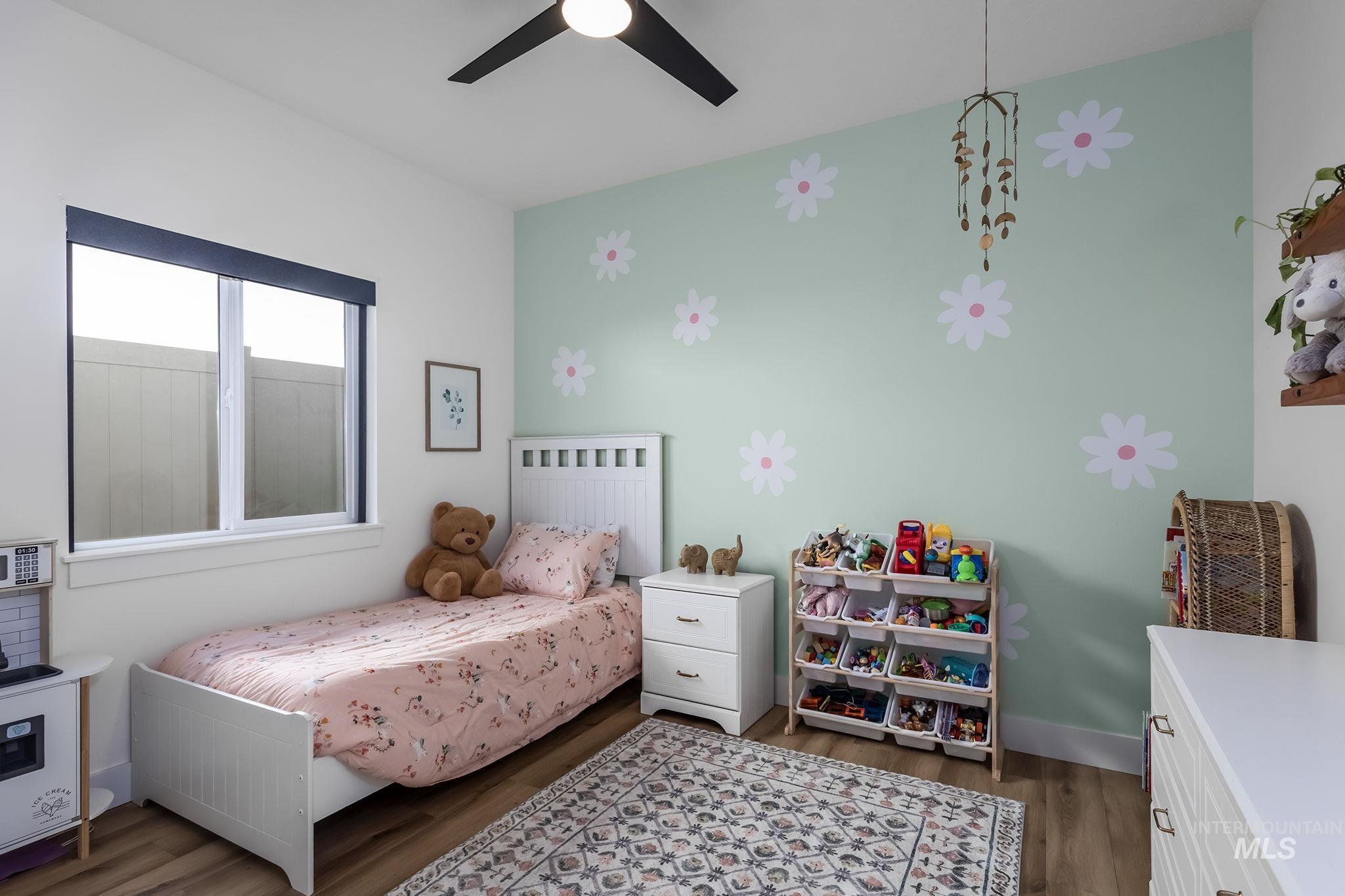 11445 W Threadgrass St, Star, Idaho 83669, 4 Bedrooms, 2.5 Bathrooms, Residential For Sale, Price $719,000, 98976008