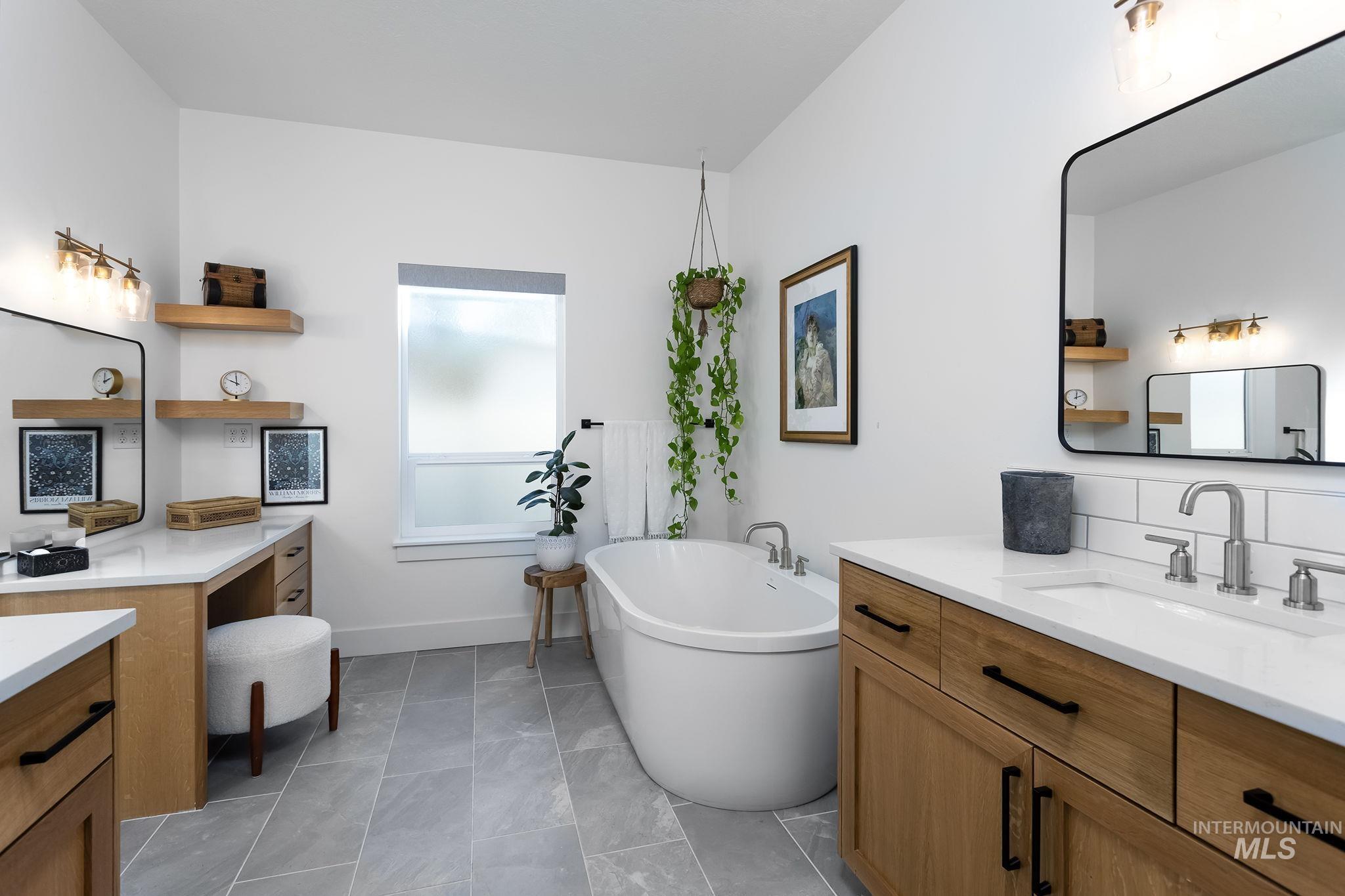 11445 W Threadgrass St, Star, Idaho 83669, 4 Bedrooms, 2.5 Bathrooms, Residential For Sale, Price $719,000, 98976008