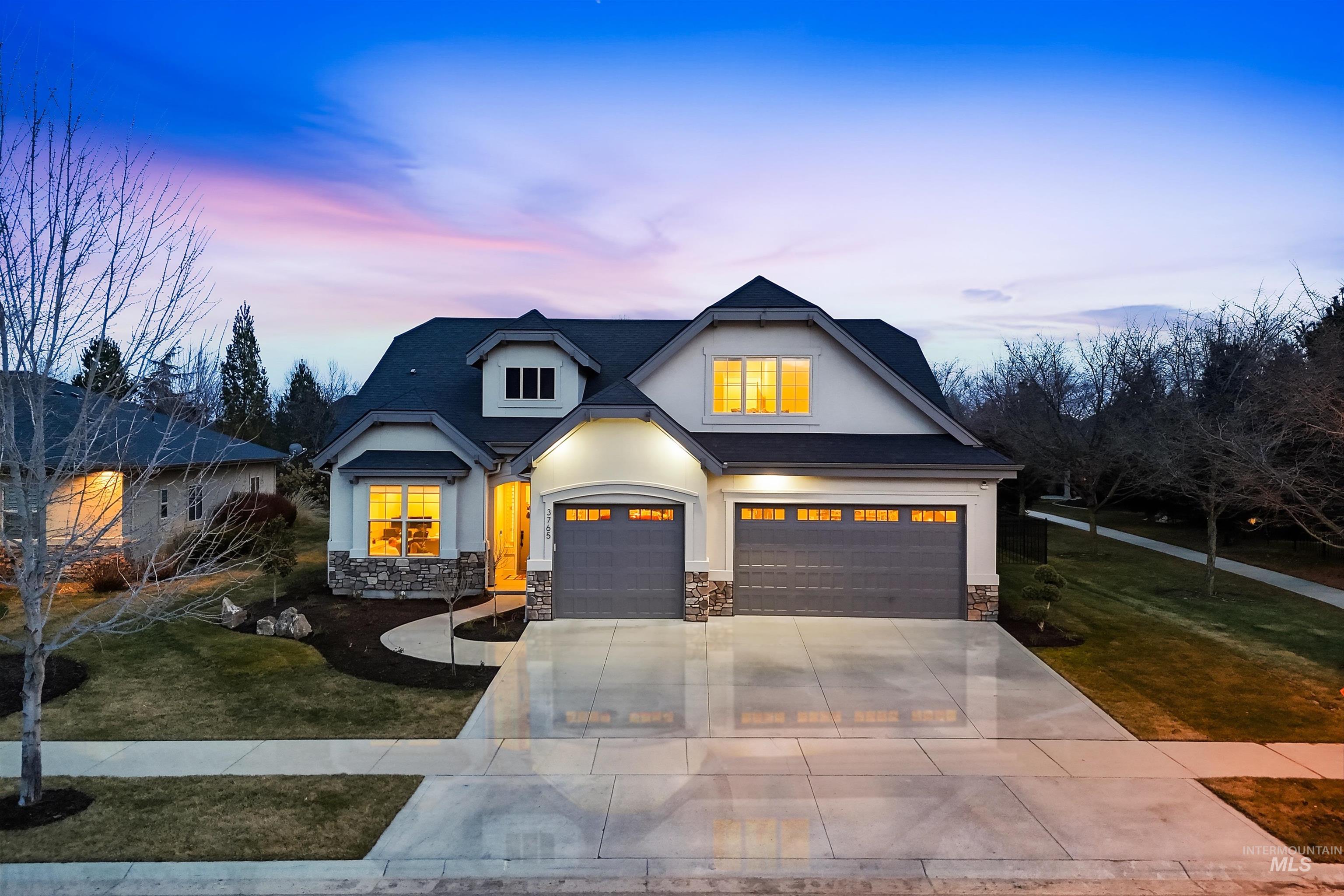 3765 W Dublin Dr, Eagle, Idaho 83616, 3 Bedrooms, 2.5 Bathrooms, Residential For Sale, Price $940,000,MLS 98976009