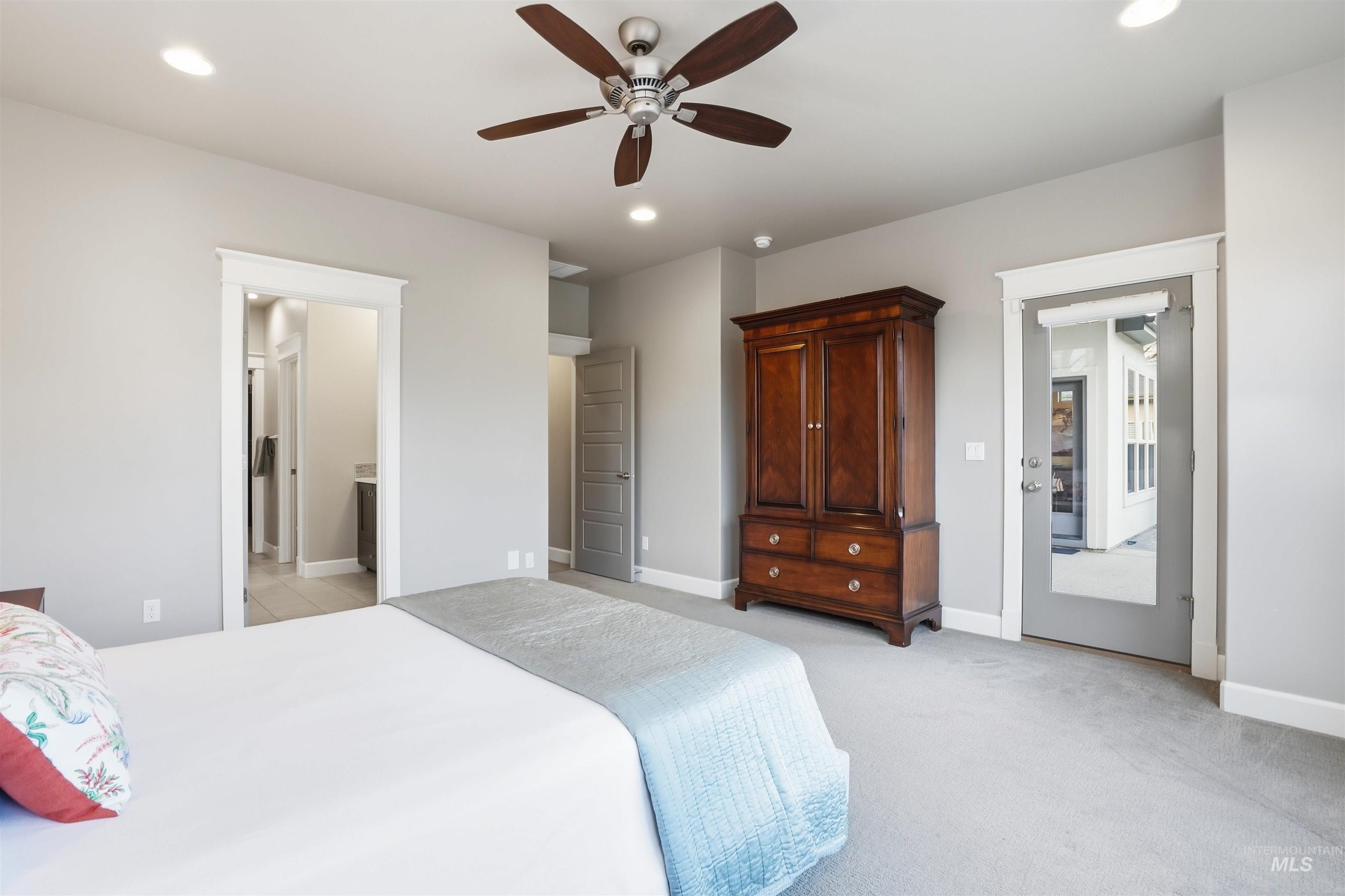 3765 W Dublin Dr, Eagle, Idaho 83616, 3 Bedrooms, 2.5 Bathrooms, Residential For Sale, Price $960,000,MLS 98976009