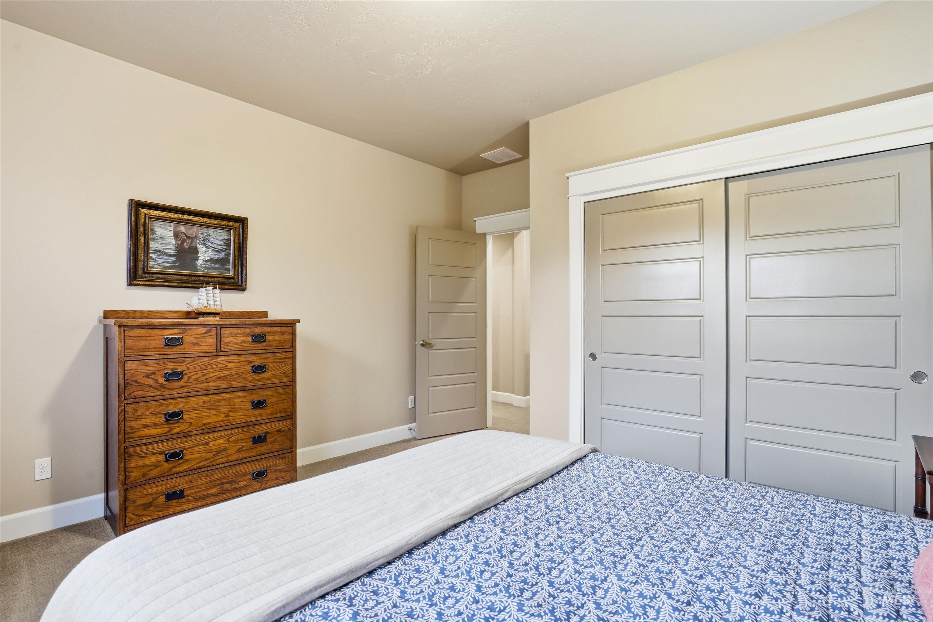 3765 W Dublin Dr, Eagle, Idaho 83616, 3 Bedrooms, 2.5 Bathrooms, Residential For Sale, Price $940,000,MLS 98976009