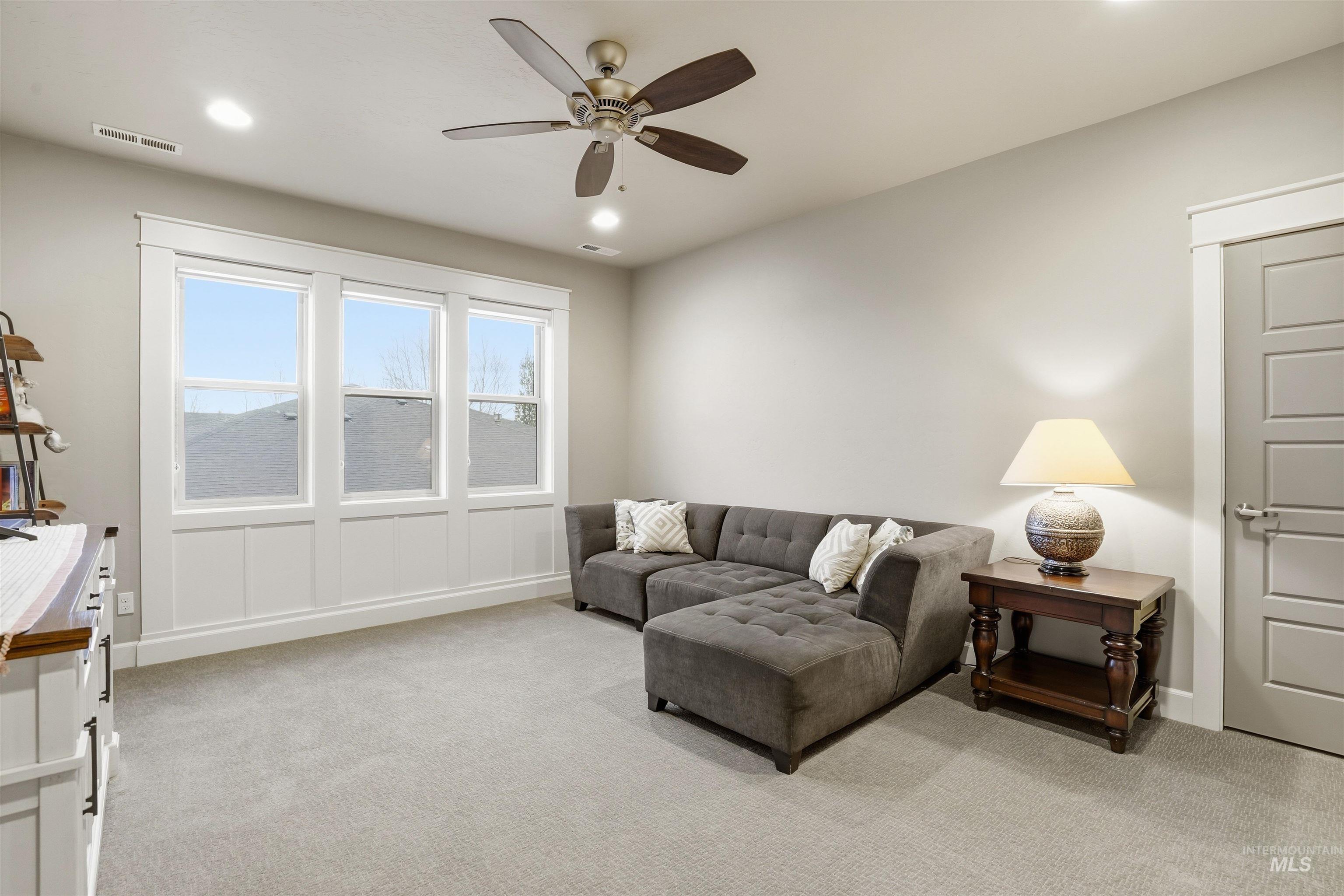 3765 W Dublin Dr, Eagle, Idaho 83616, 3 Bedrooms, 2.5 Bathrooms, Residential For Sale, Price $960,000,MLS 98976009