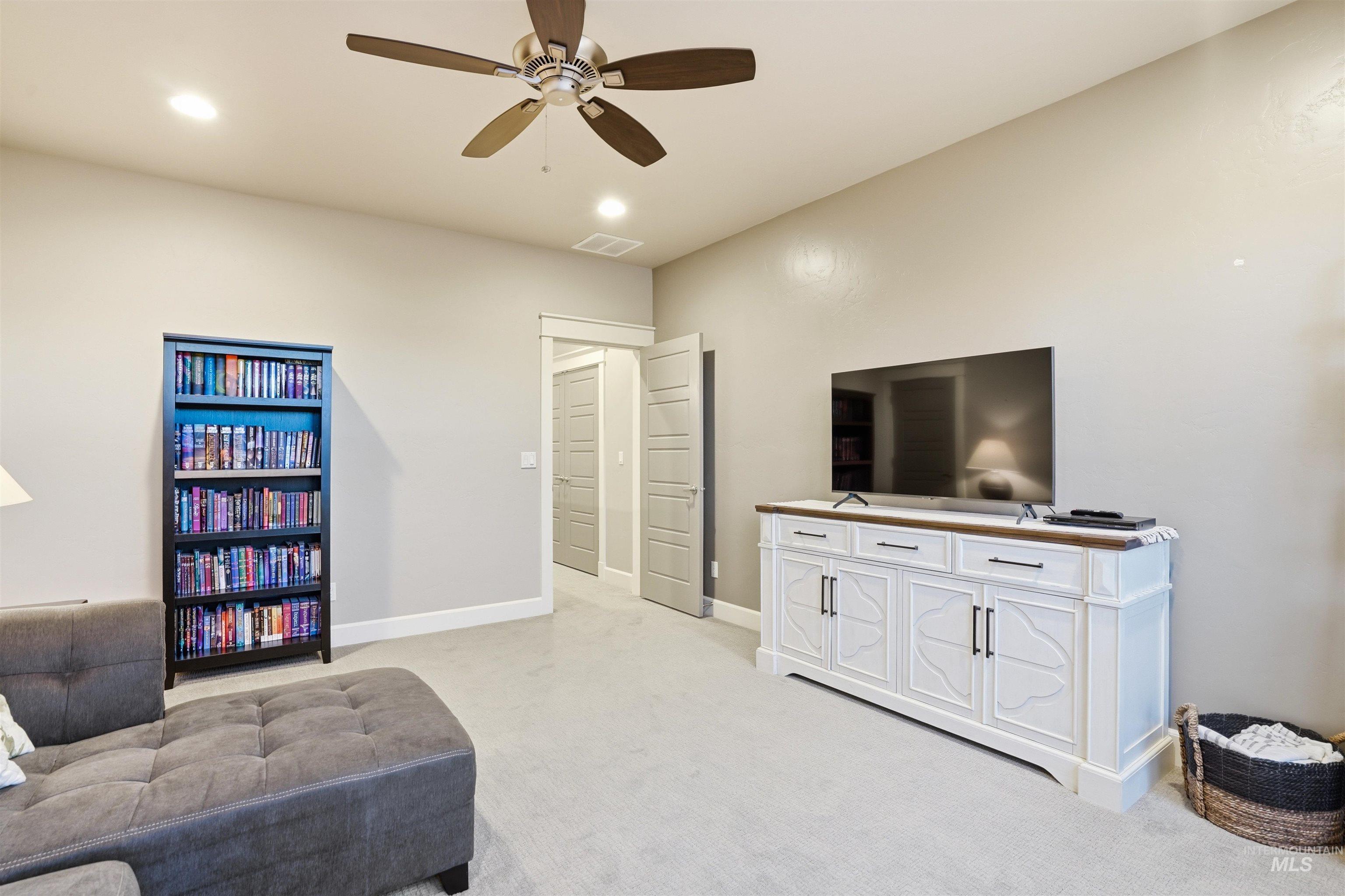 3765 W Dublin Dr, Eagle, Idaho 83616, 3 Bedrooms, 2.5 Bathrooms, Residential For Sale, Price $960,000,MLS 98976009