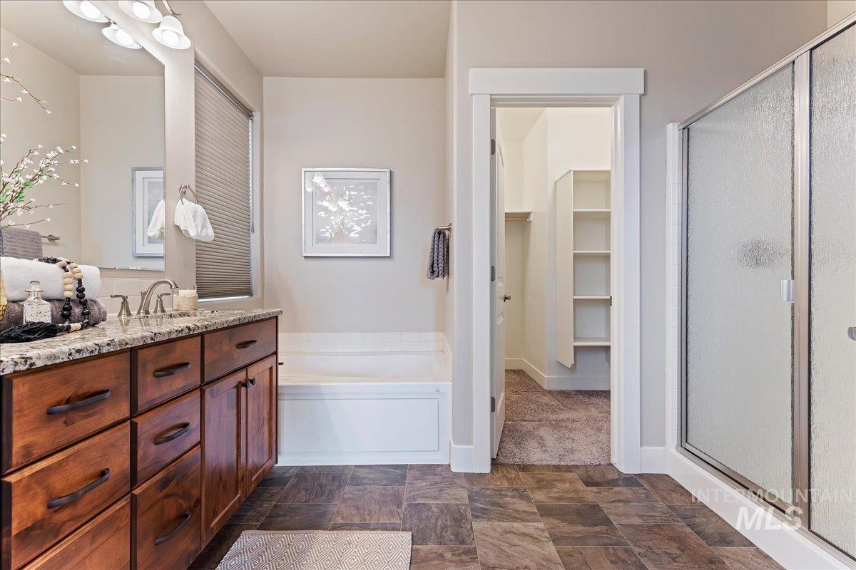 2039 N Bull Whip Ave., Middleton, Idaho 83644, 4 Bedrooms, 3.5 Bathrooms, Residential For Sale, Price $649,990, 98976010